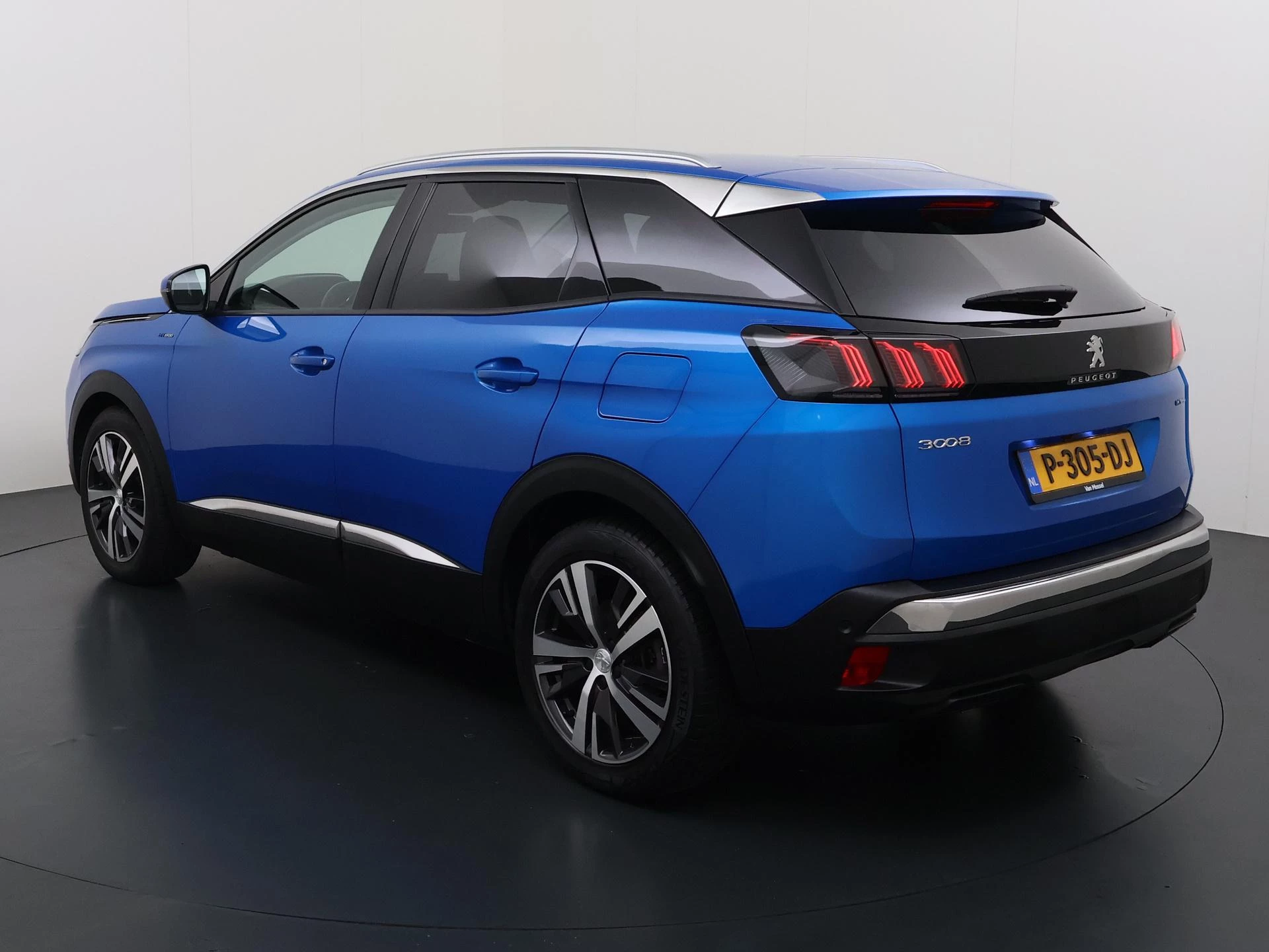 Peugeot 3008 1.6 HYbrid 225 Blue Lease Allure