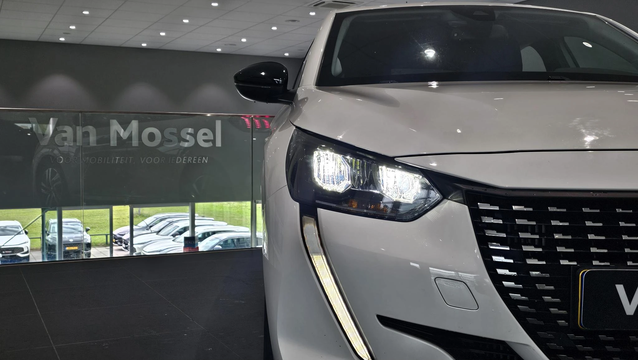 Peugeot-208-image-27