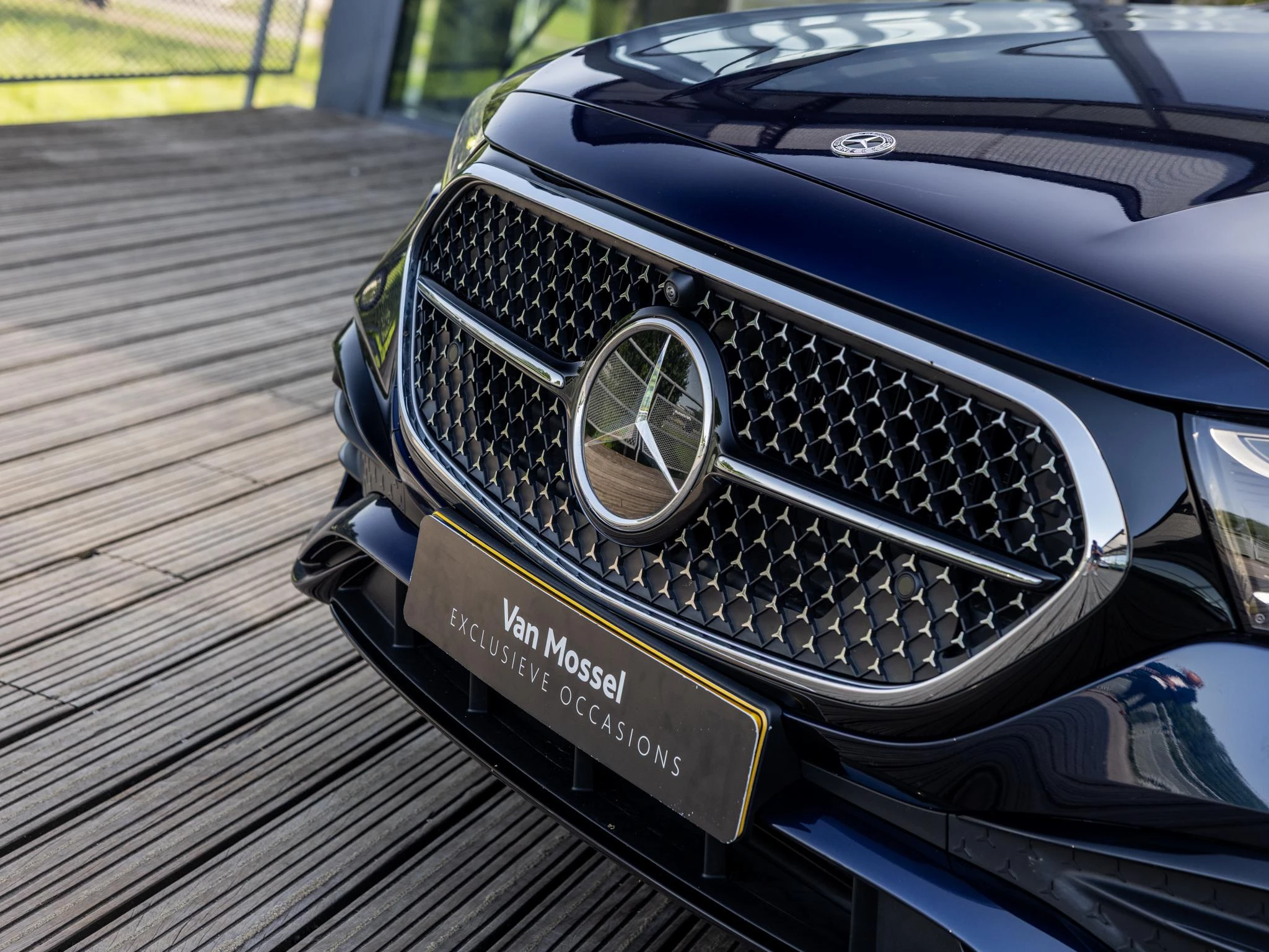 Mercedes-Benz E-Klasse 300 e AMG Line