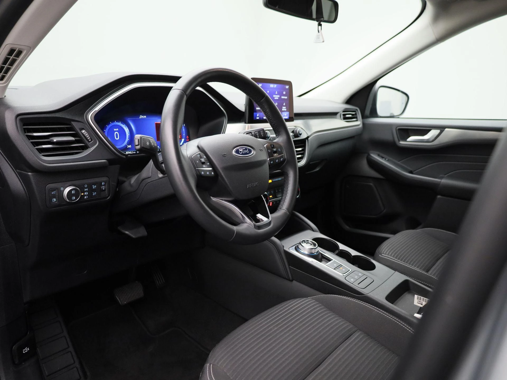 Ford Kuga 2.5i FHEV Aut. 140kW Titanium