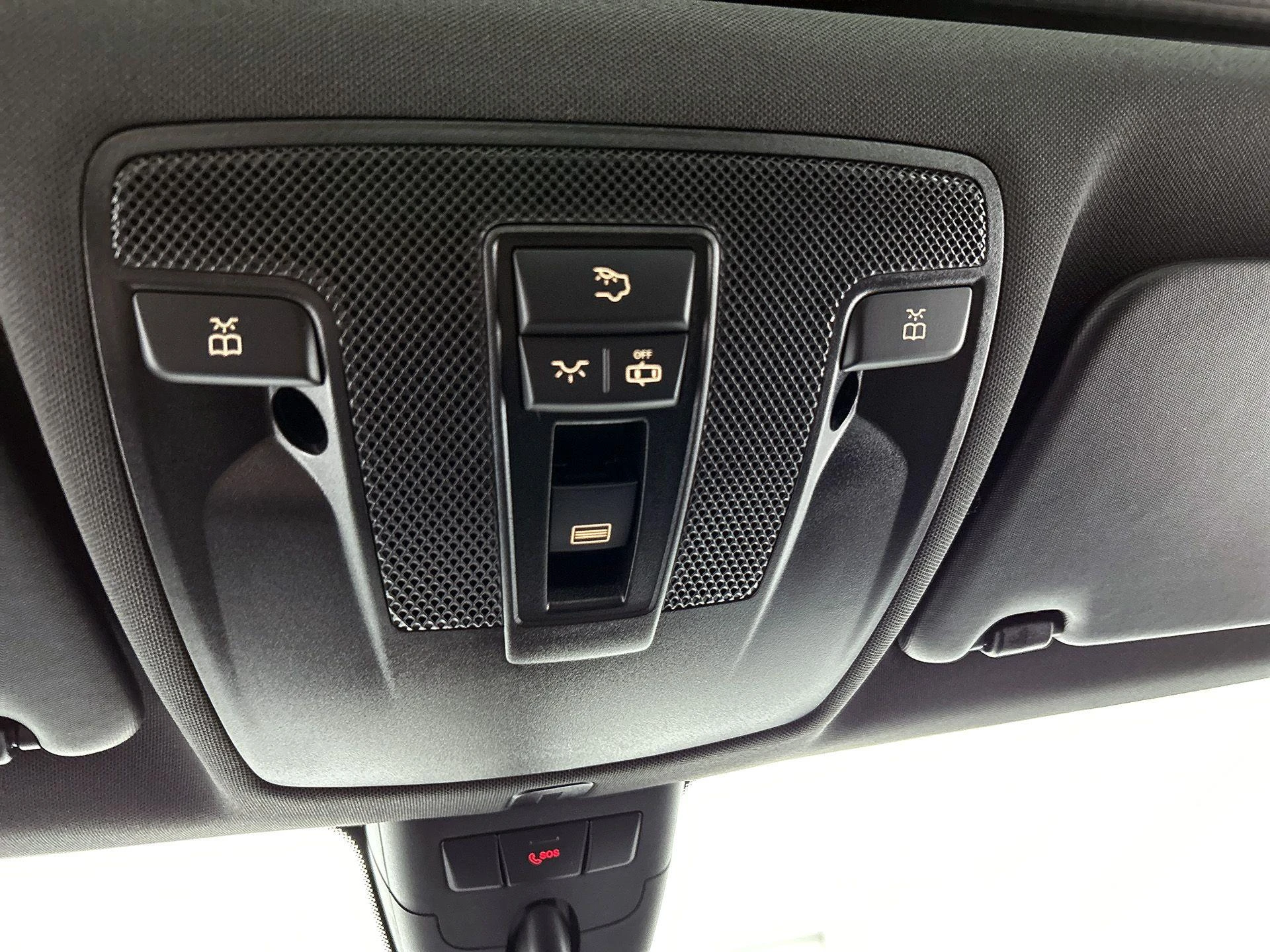 Mercedes-Benz-B-Klasse-image-17