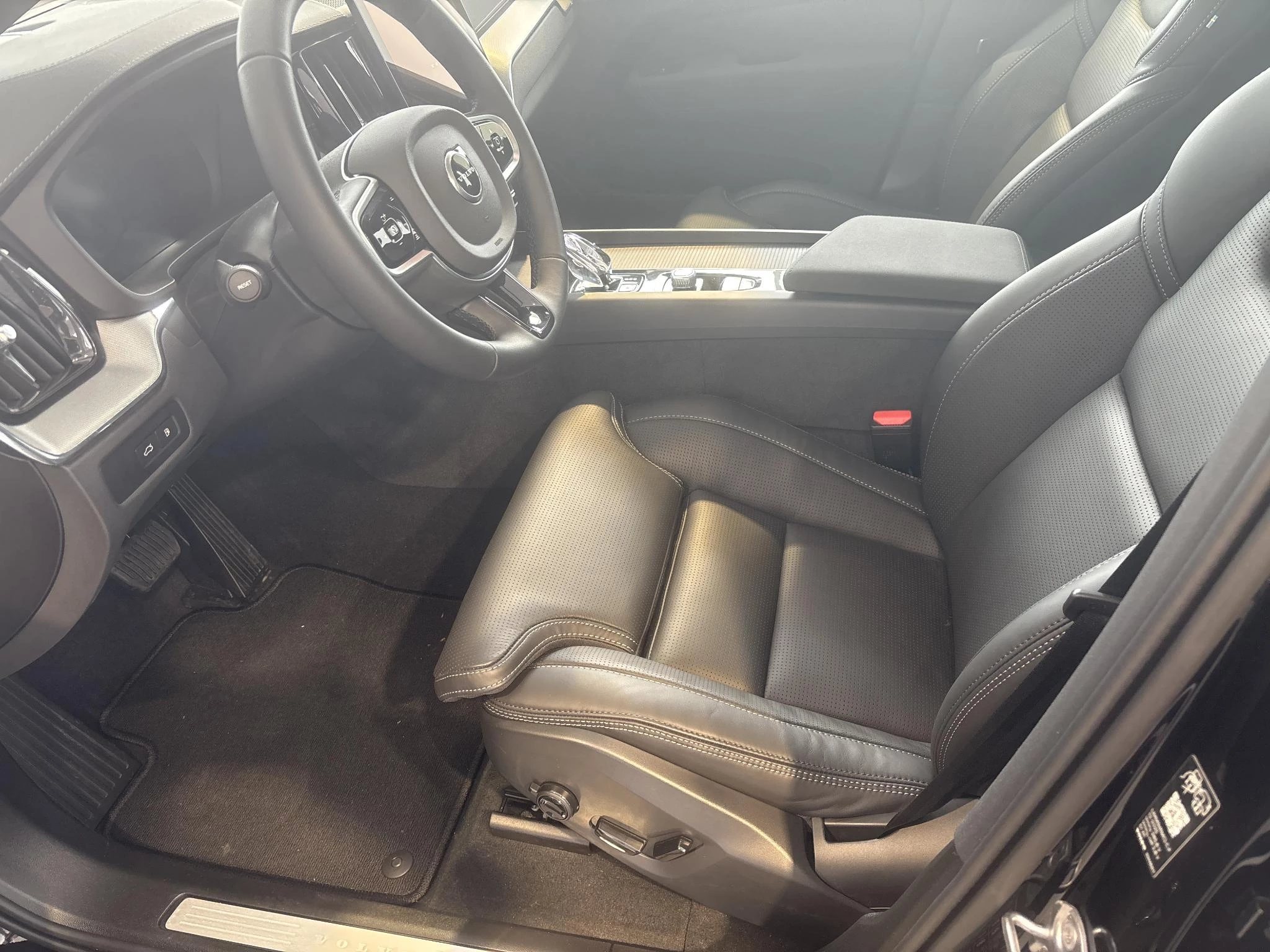 Volvo-XC60-image-6