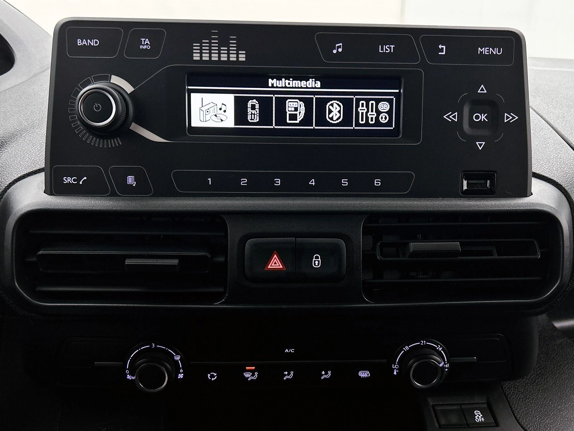 Peugeot-Partner-image-27
