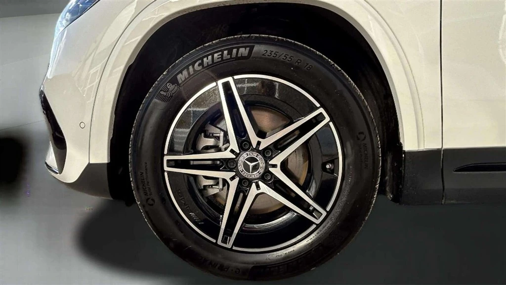 Mercedes-Benz-EQA-image-8