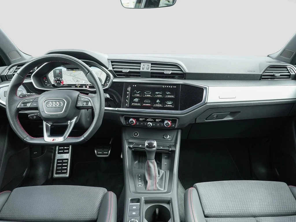 Audi-Q3-image-10