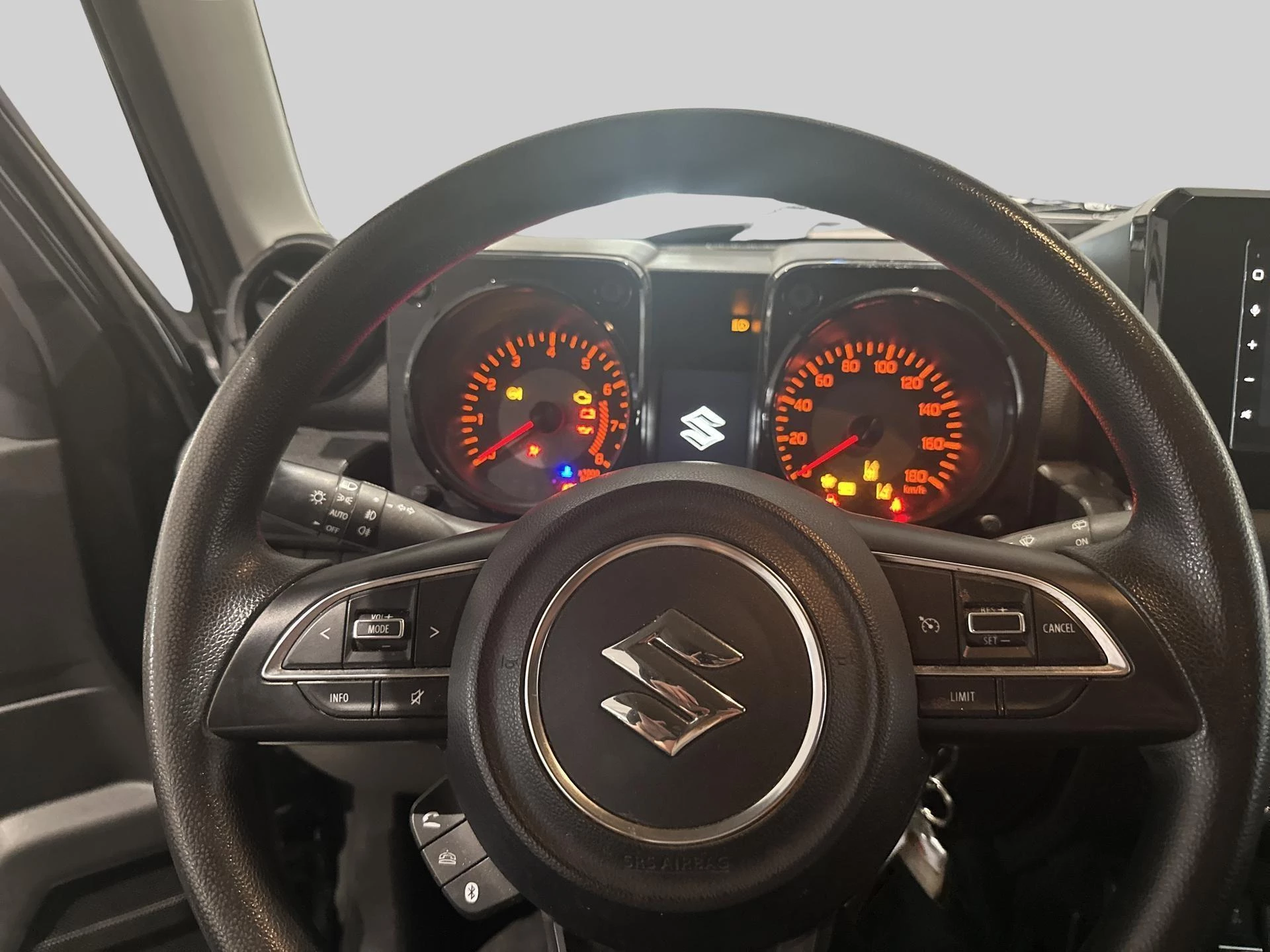 Suzuki-Jimny-image-9