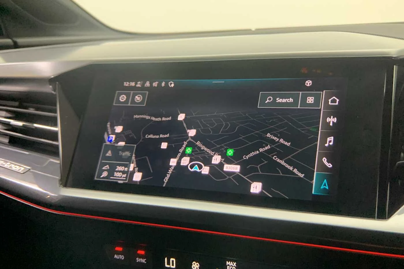 Audi-Q4 e-tron-image-13