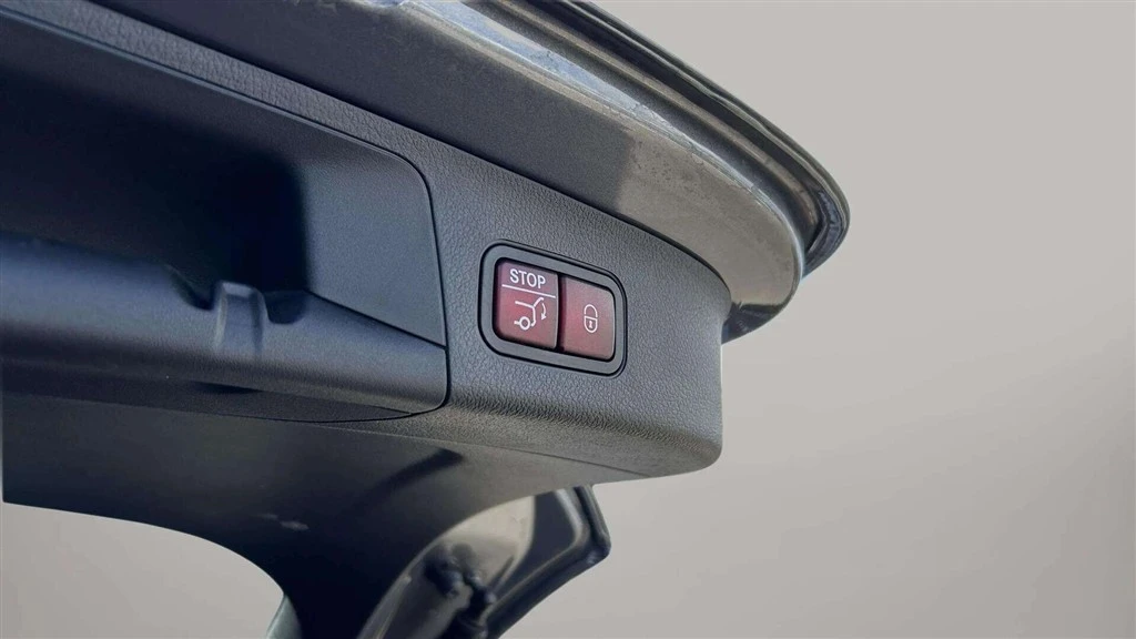 Mercedes-Benz-EQA-image-24