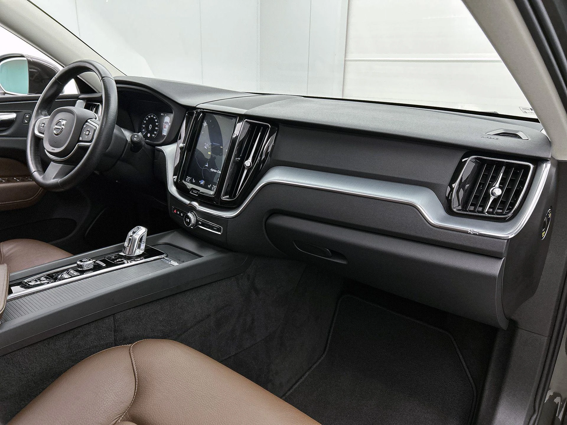 Volvo-XC60-image-19