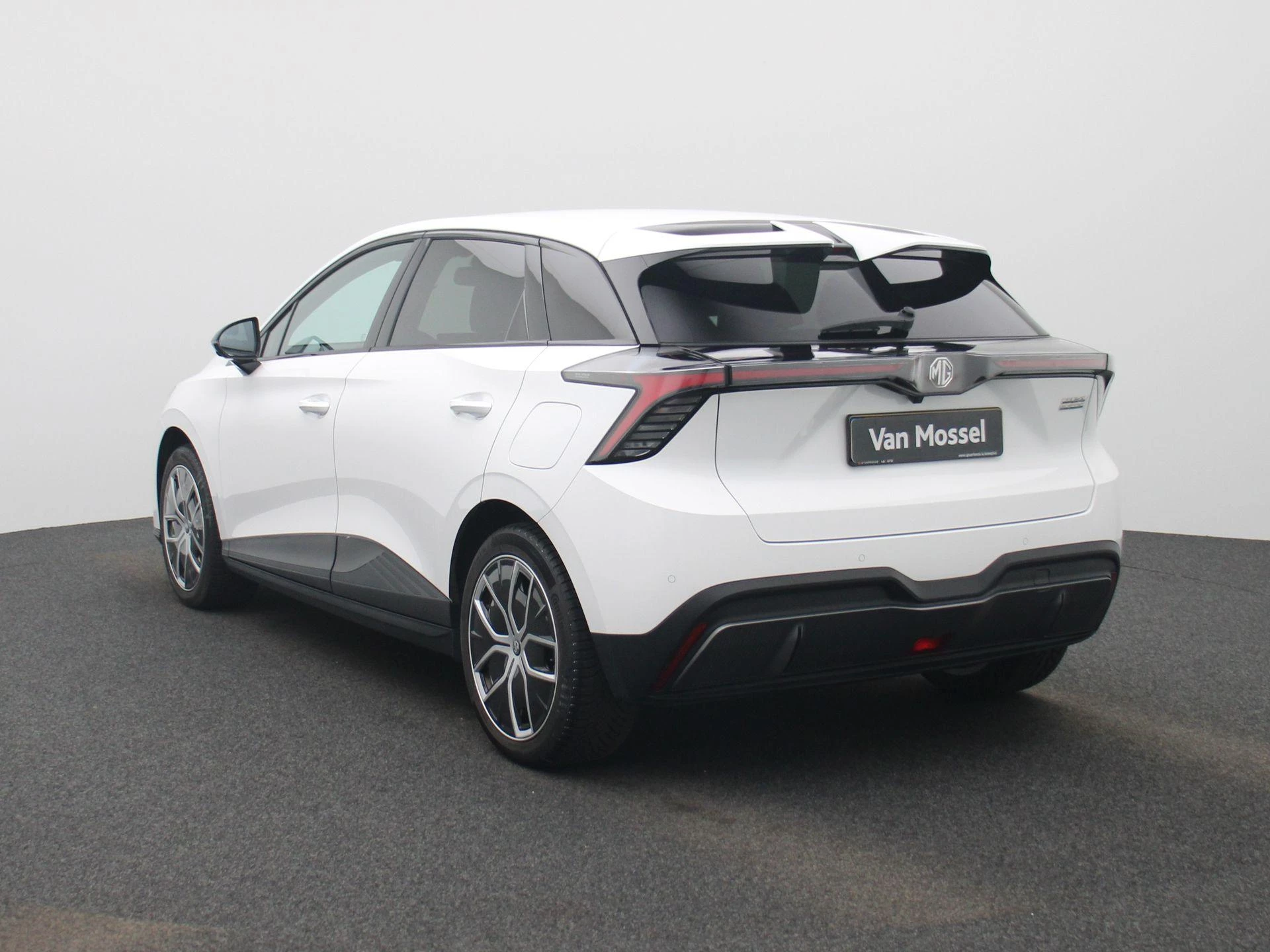 MG MG4 64 kWh Luxury