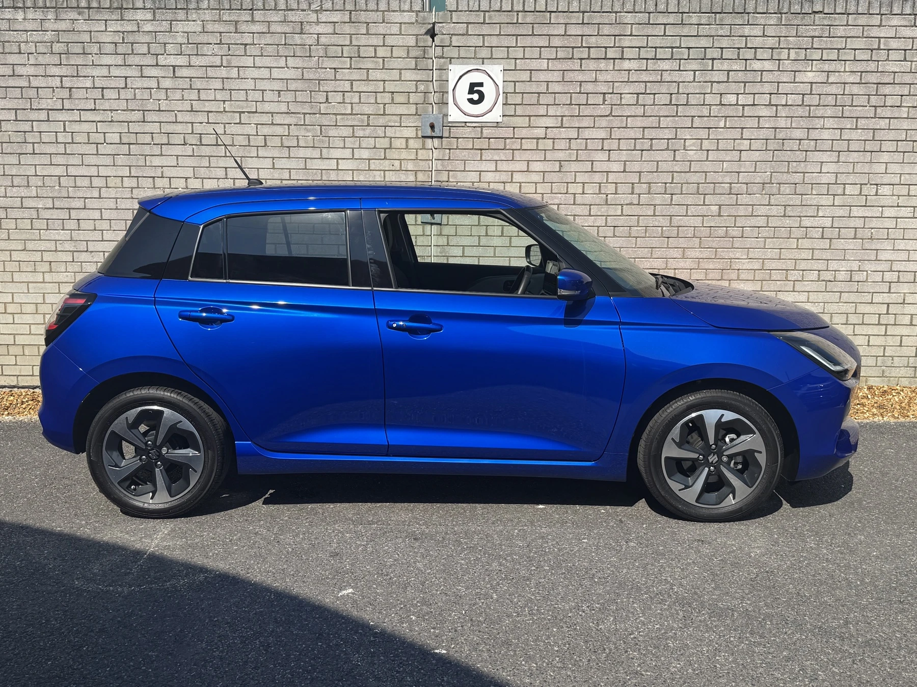 Suzuki-Swift-image-12