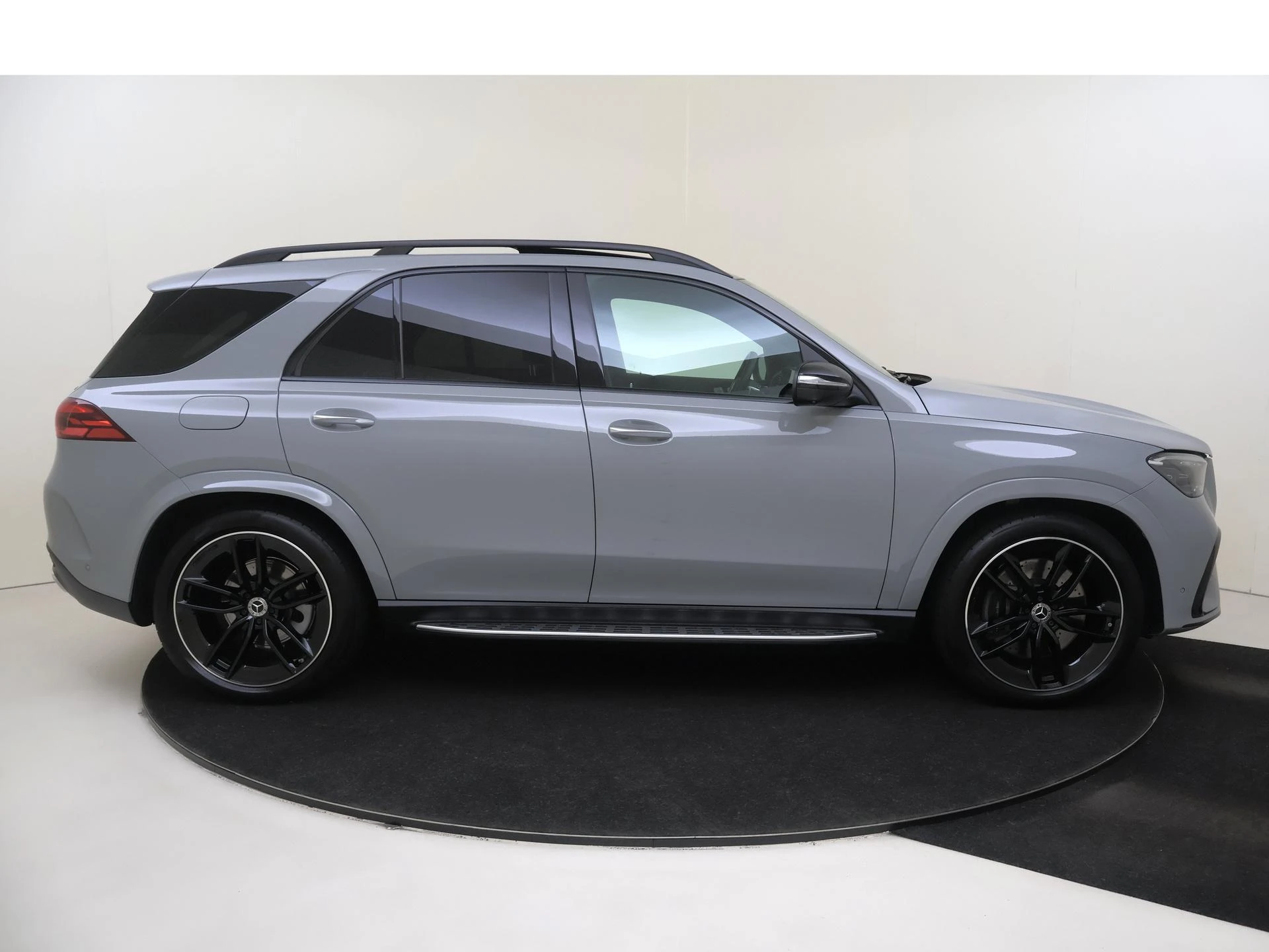 Mercedes-Benz GLE 400 e 4MATIC AMG Line Premium Plus