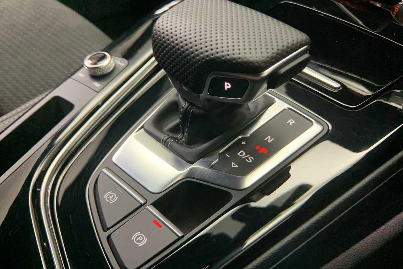 Audi-A4-image-23