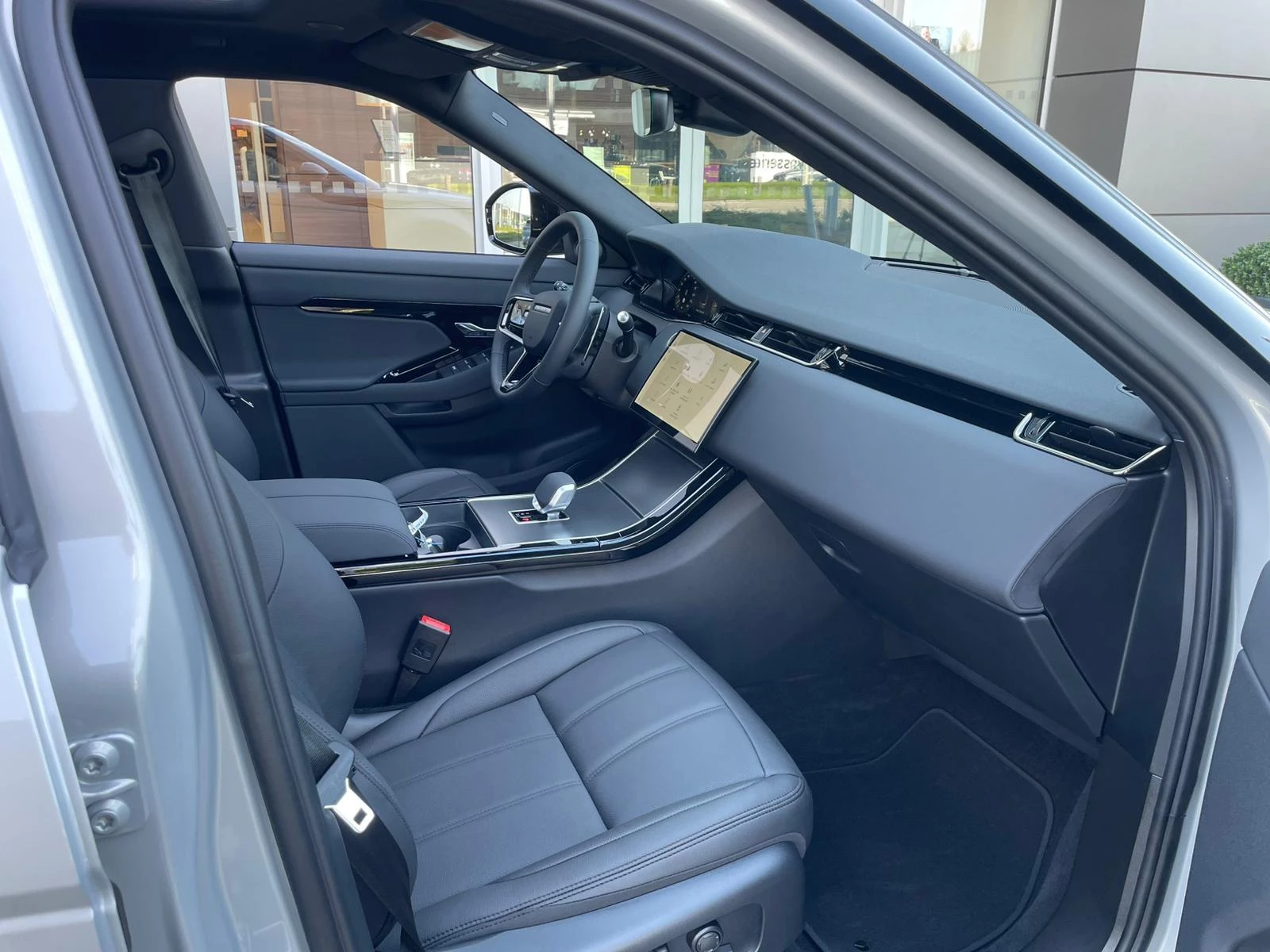 Land Rover Range Rover Evoque P160 S FWD Auto. 26.5MY