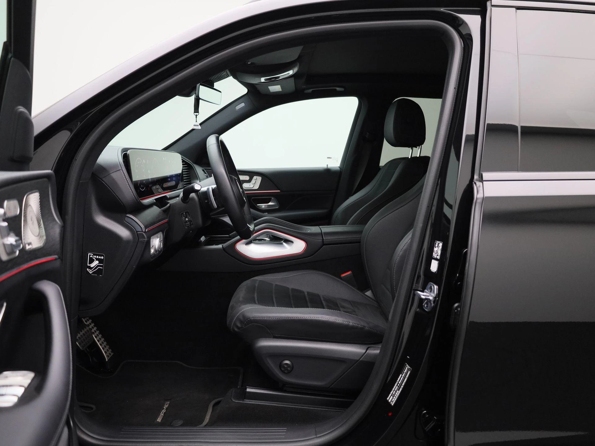 Mercedes-Benz-GLE-image-8