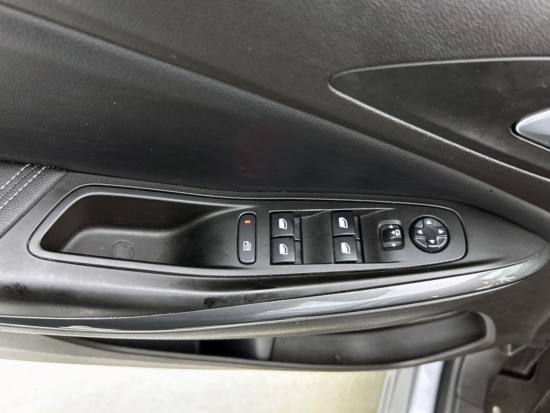 Opel-Grandland X-image-33