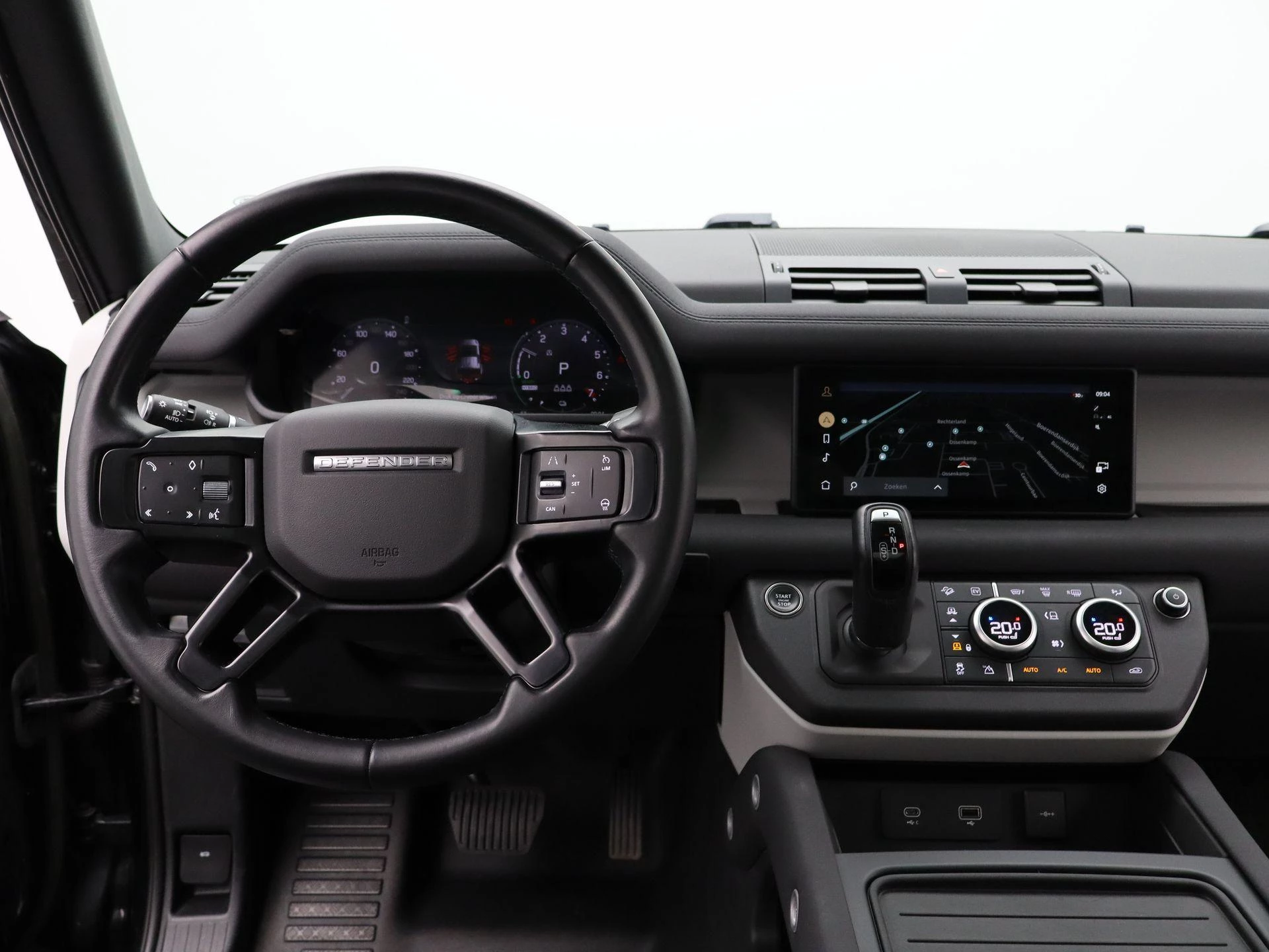 Land Rover-Defender-image-12