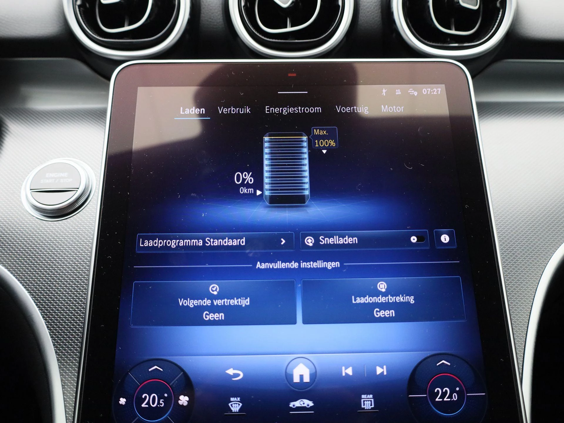 Mercedes-Benz-C-Klasse-image-23