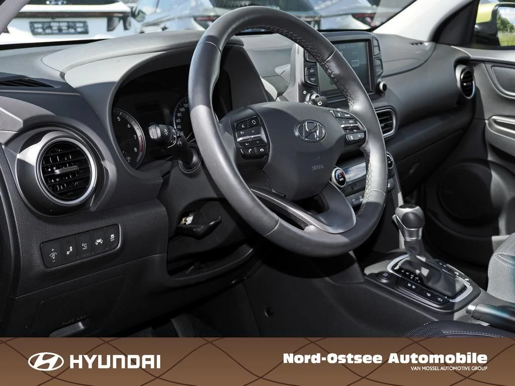 Hyundai Kona 1.6 T-GDI PREMIUM 2WD HUD TEMPO KAMERA PDC Premium