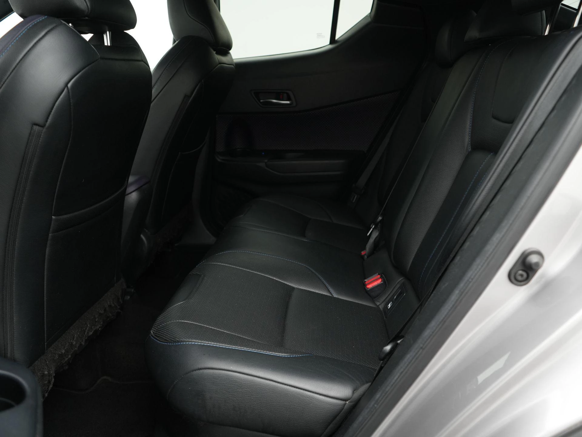 Toyota C-HR 1.8 Hybrid Bi-Tone