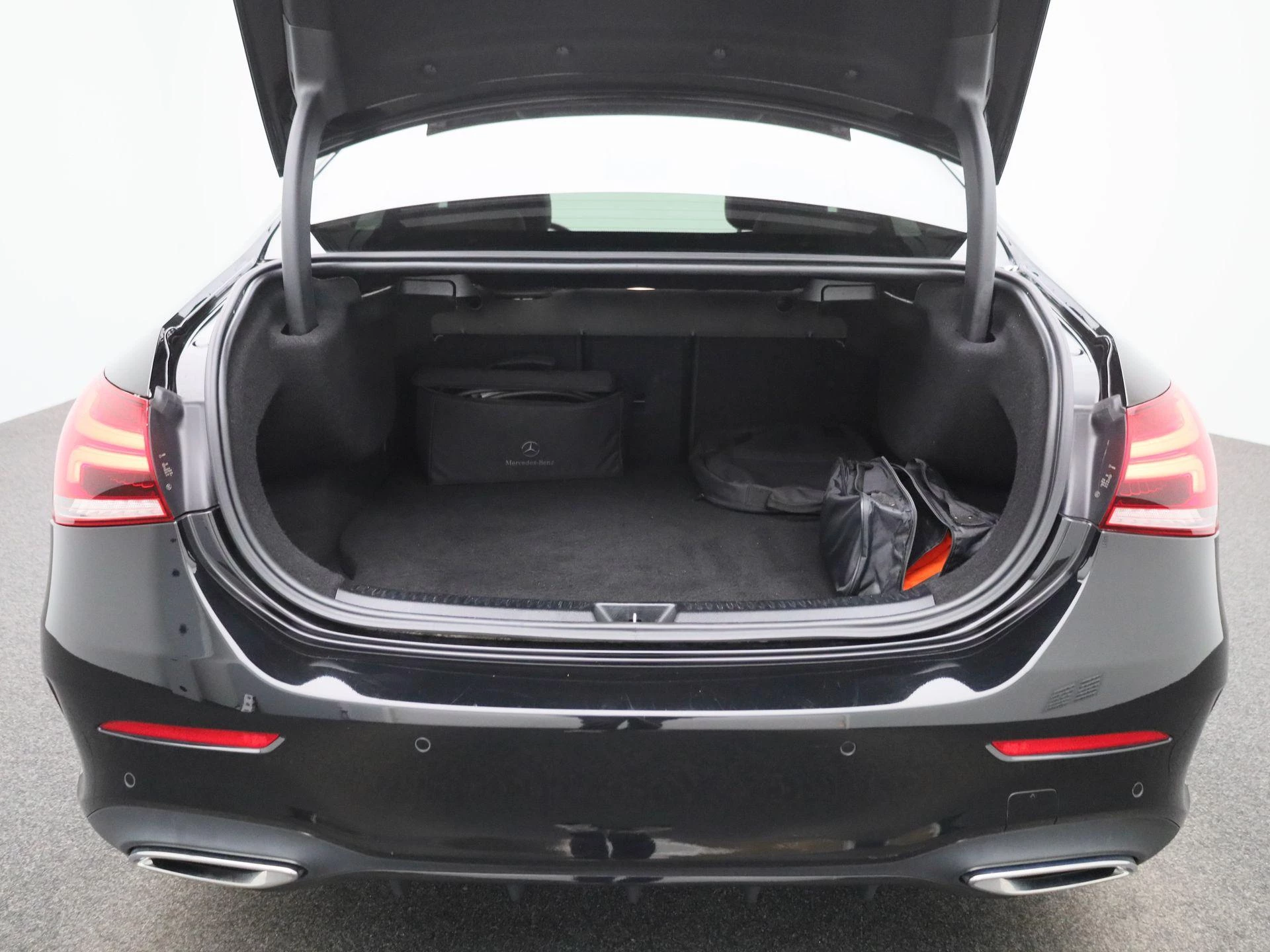 Mercedes-Benz-A-Klasse-image-9