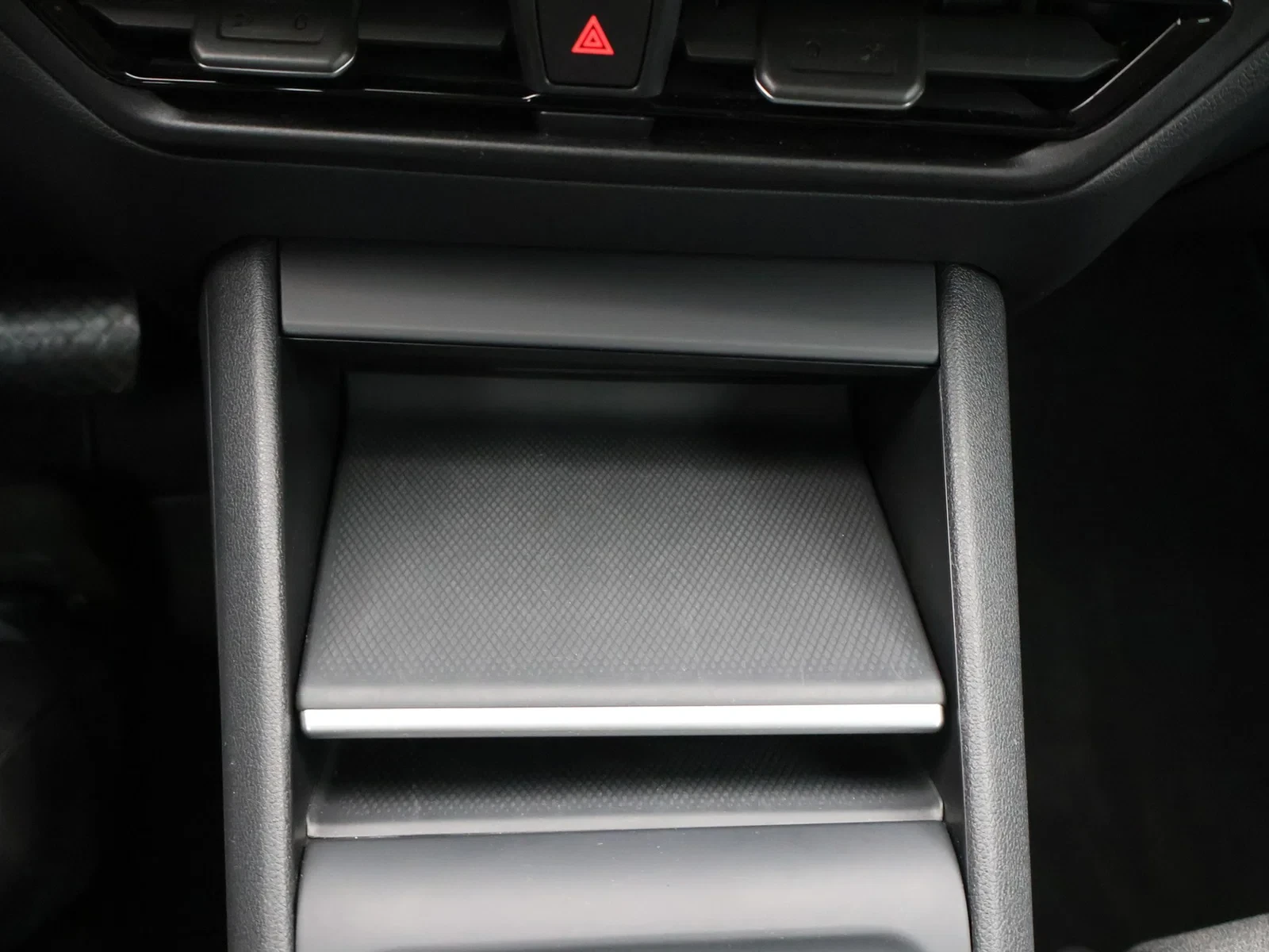 Volkswagen-Tiguan-image-20