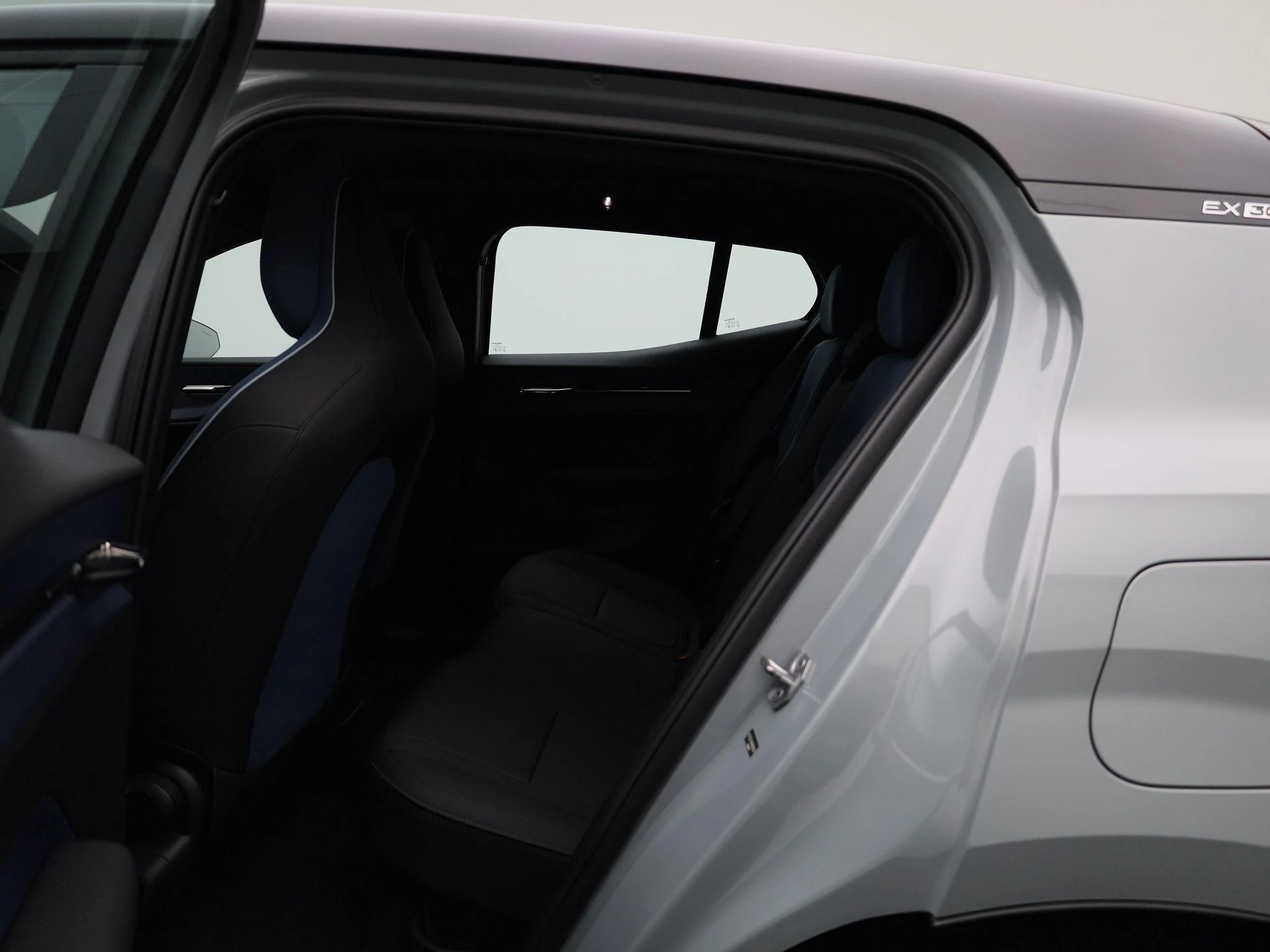Volvo-EX30-image-9