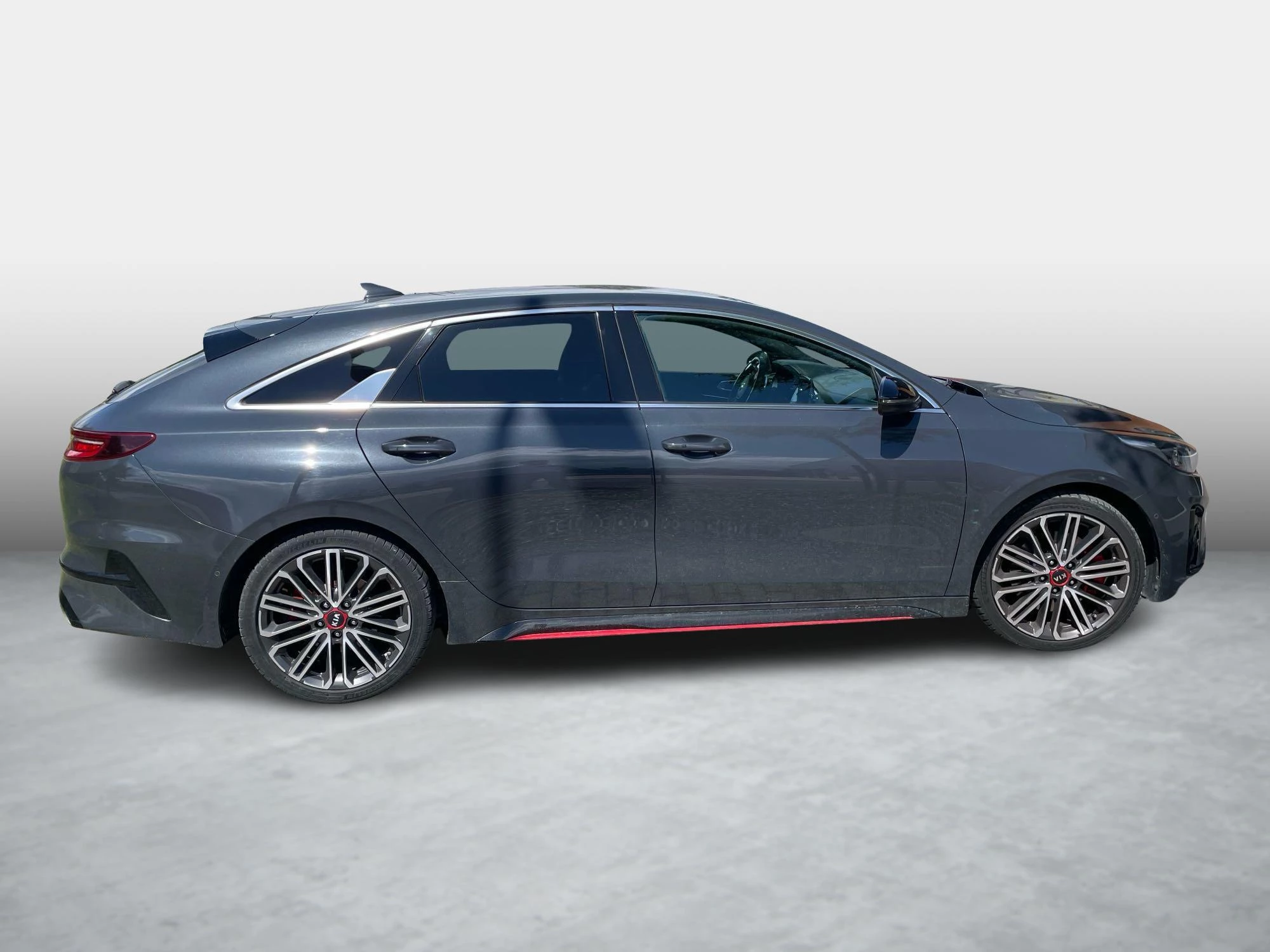 Kia ProCeed GT 1.6 T-GDI 204 DCT ISG