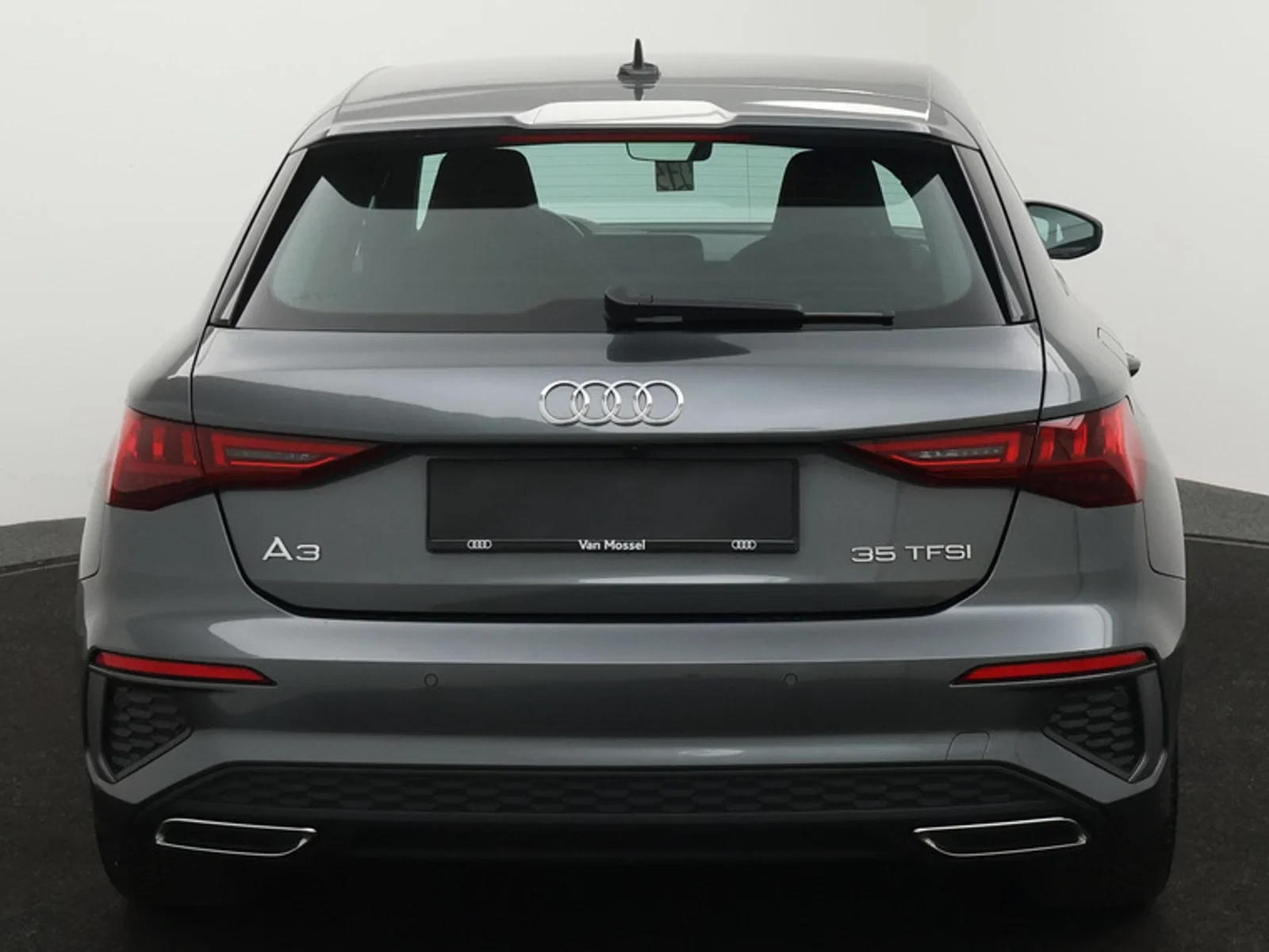 Audi A3 Sportback Business Edition 35TFSI 2XS line 150PK *AUTOMAAT*SPORTZETELS*CAMERA*PDC*NAVI*ACC*...*