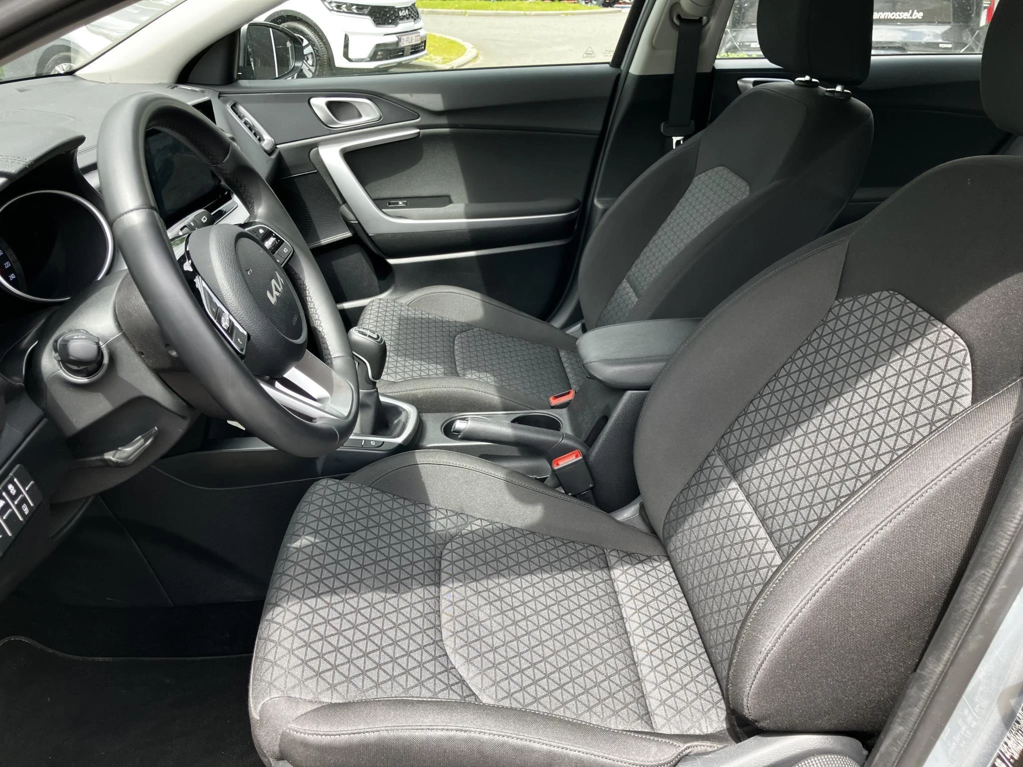 Kia-Ceed Sportswagon-image-9