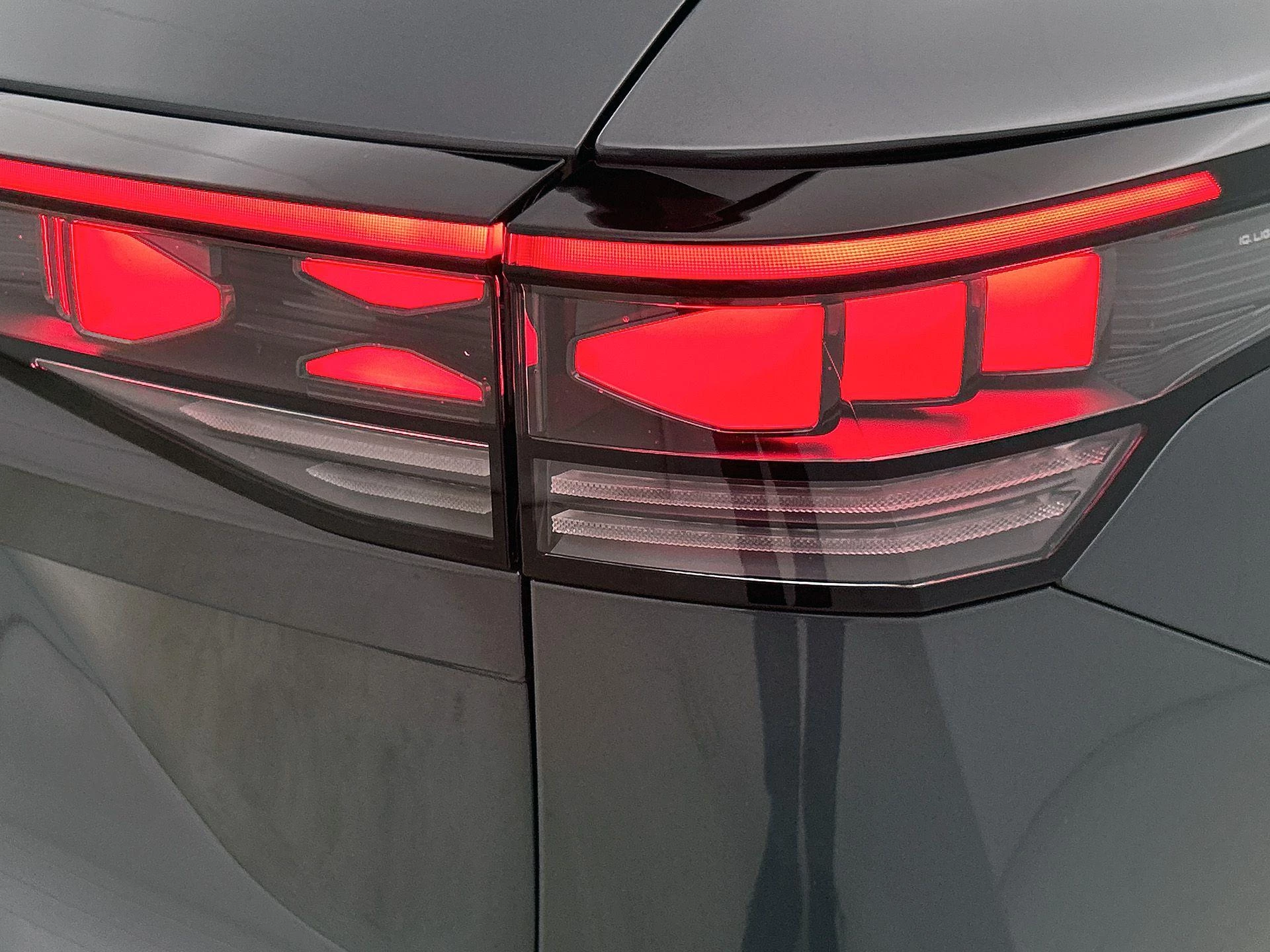 Volkswagen Tayron 1.5 eHybrid R-Line Edition
