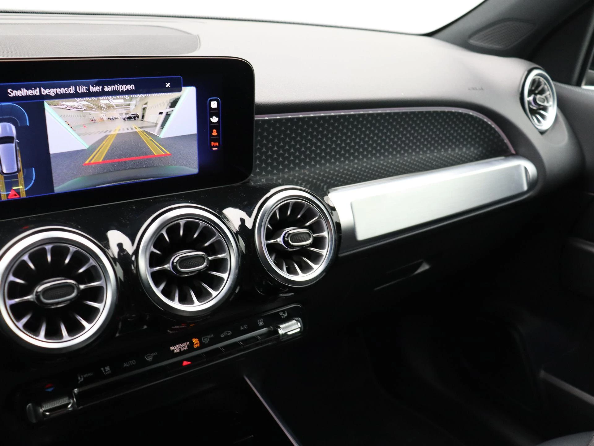 Mercedes-Benz EQB 250+ Luxury Line + 7 ZITPLAATSEN + CARPLAY +