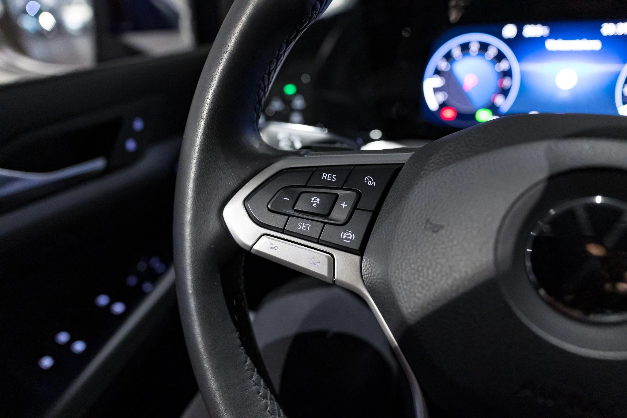 Volkswagen-Golf-image-11