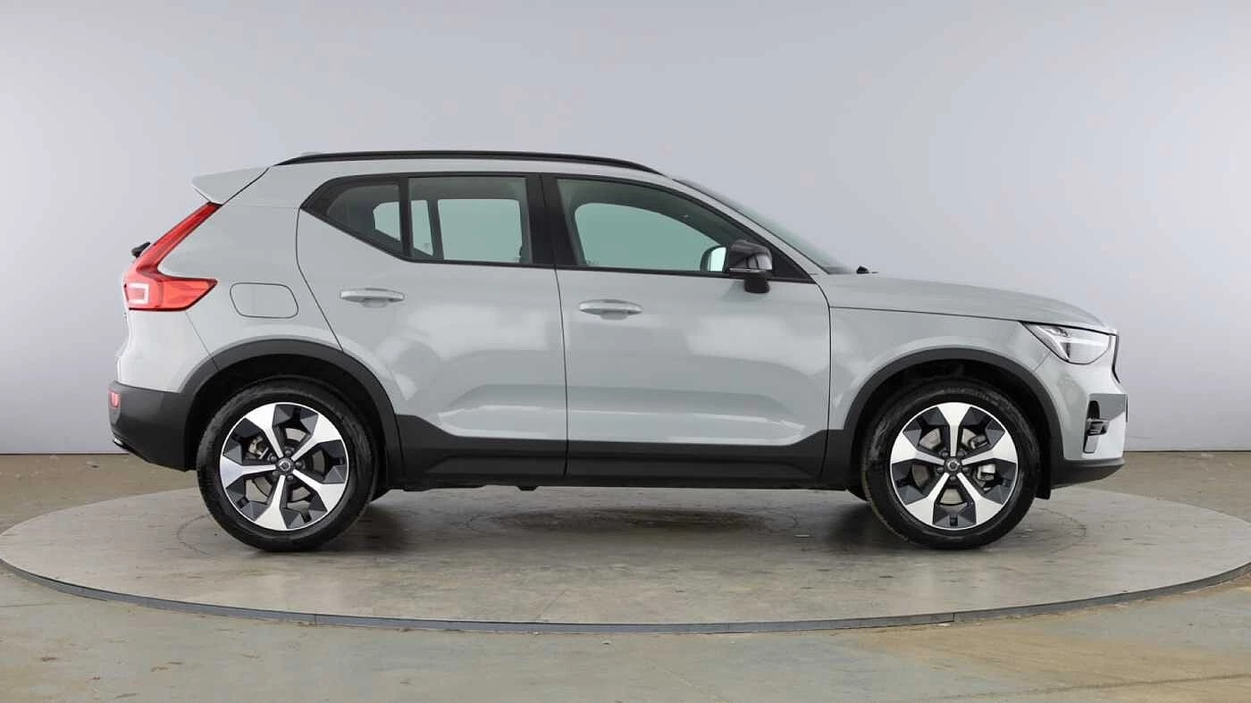 Volvo-XC40-image-1