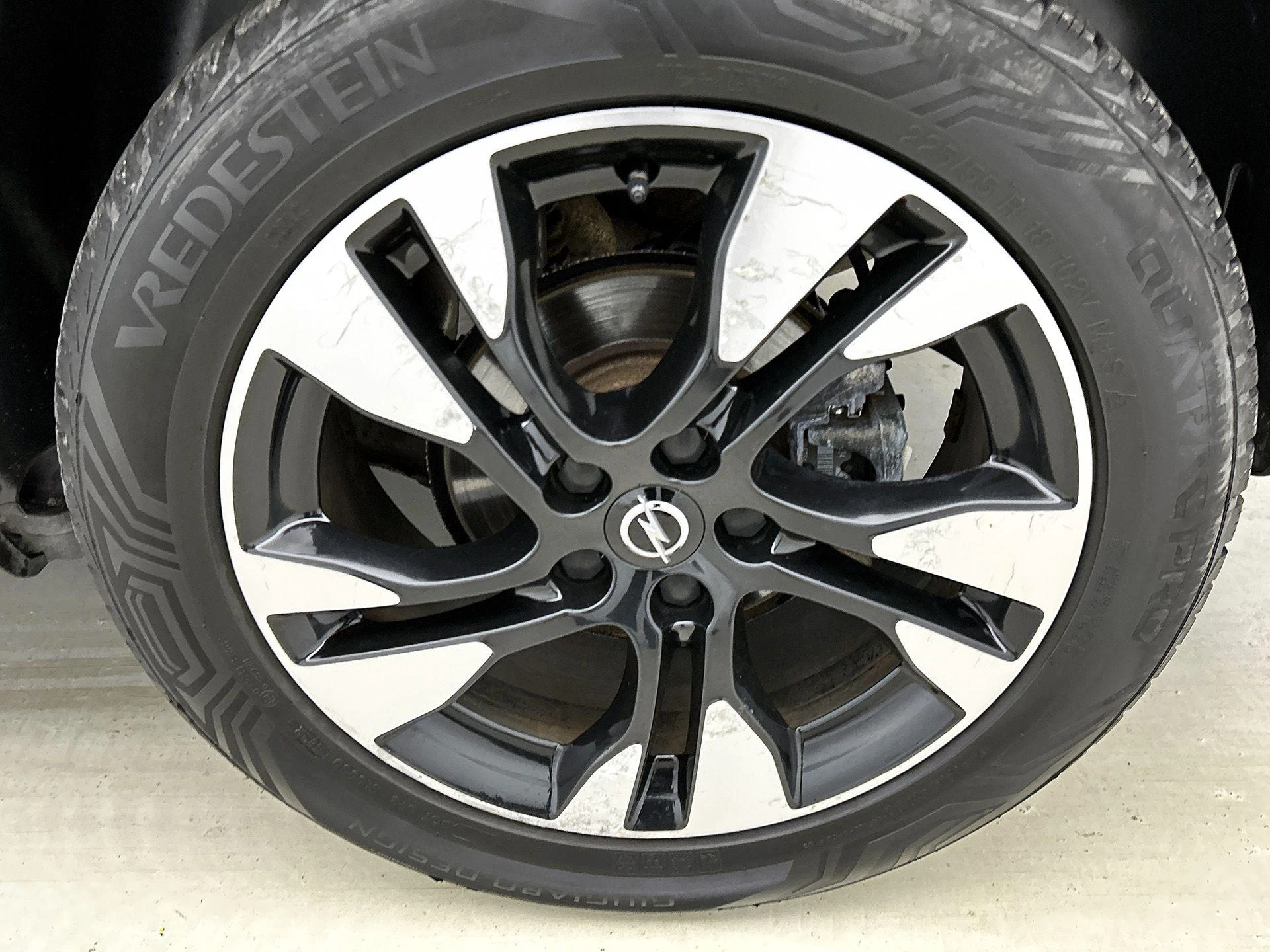 Opel-Grandland X-image-34