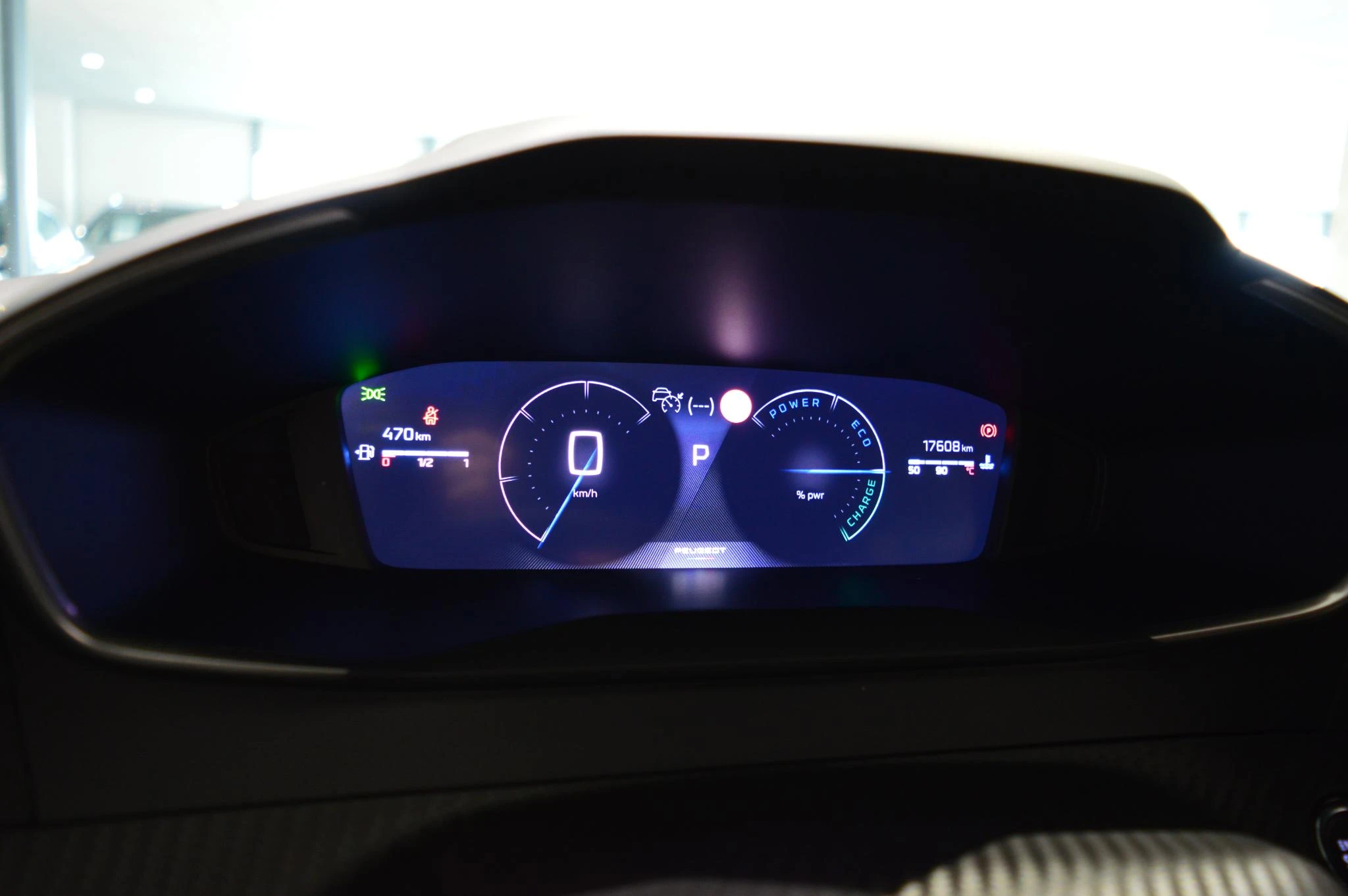 Peugeot-2008-image-8