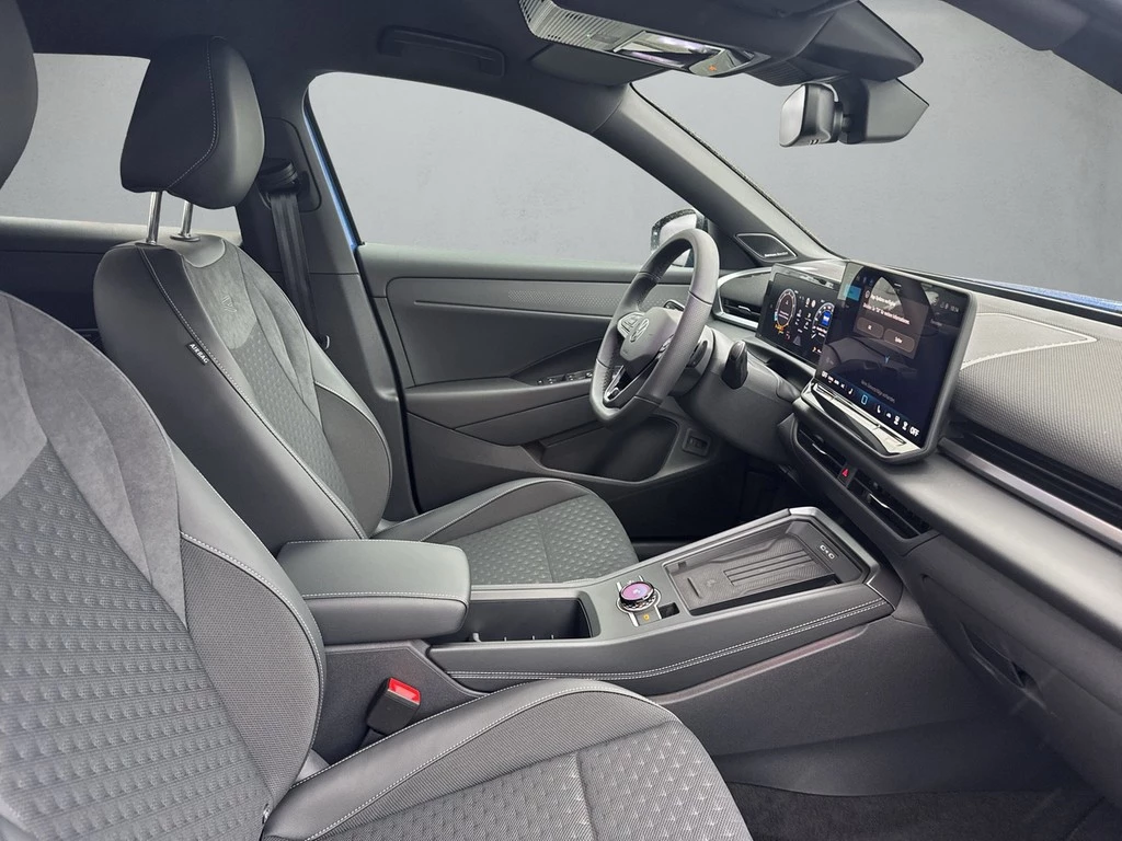 Volkswagen T-Roc 1.5l eTSI DSG R-Line