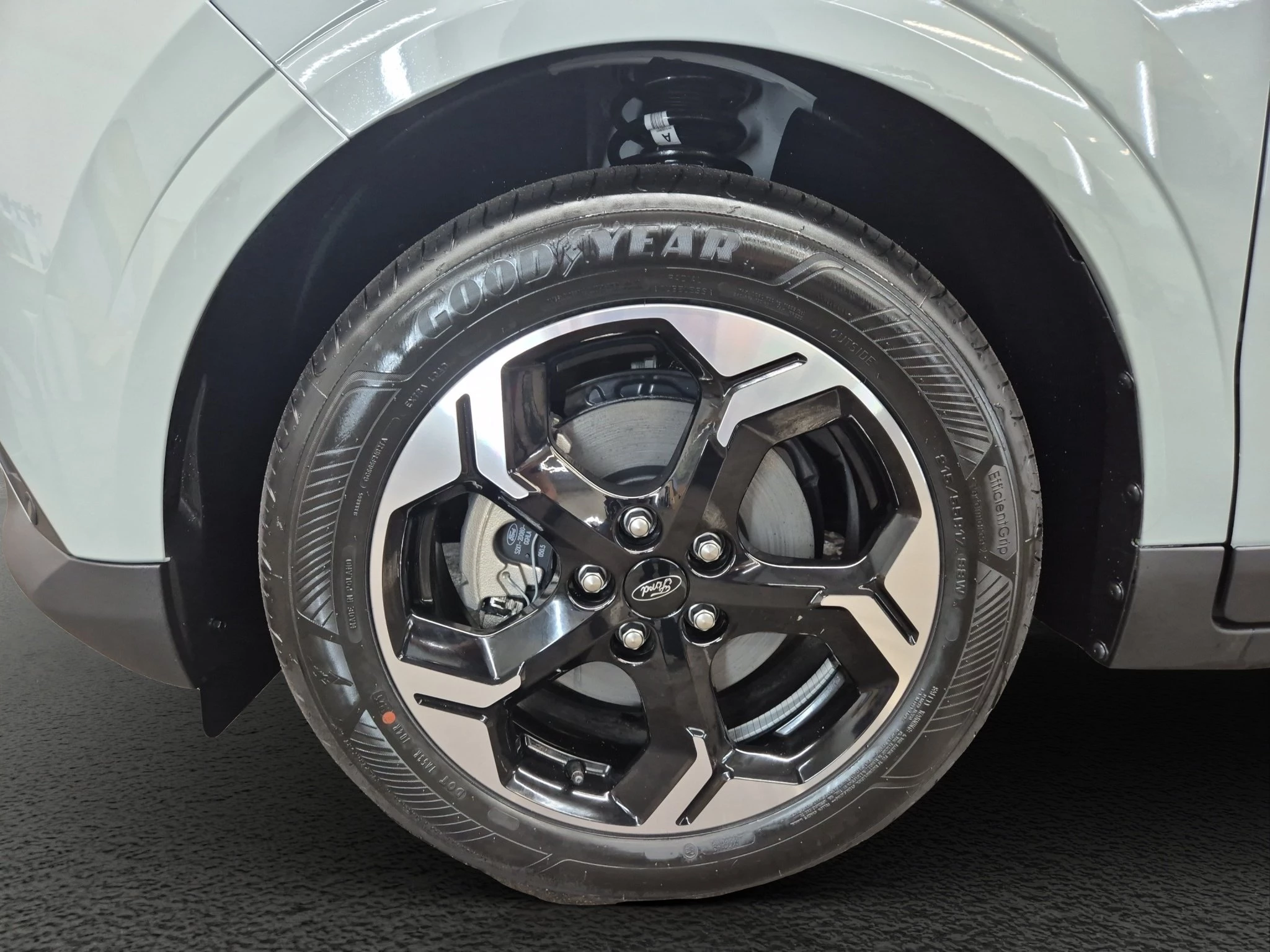 Ford-Tourneo Courier-image-8