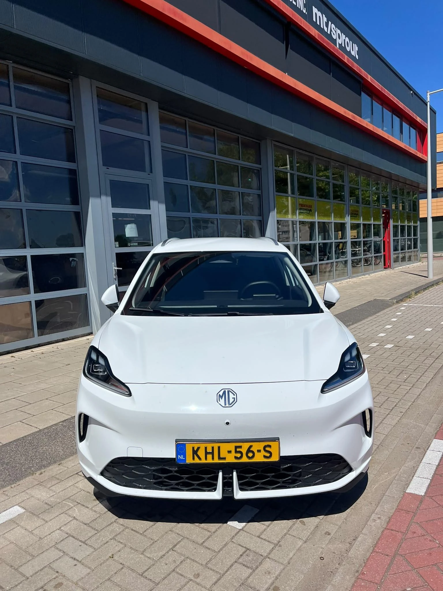 MG-MG4 EV Urban-image-1