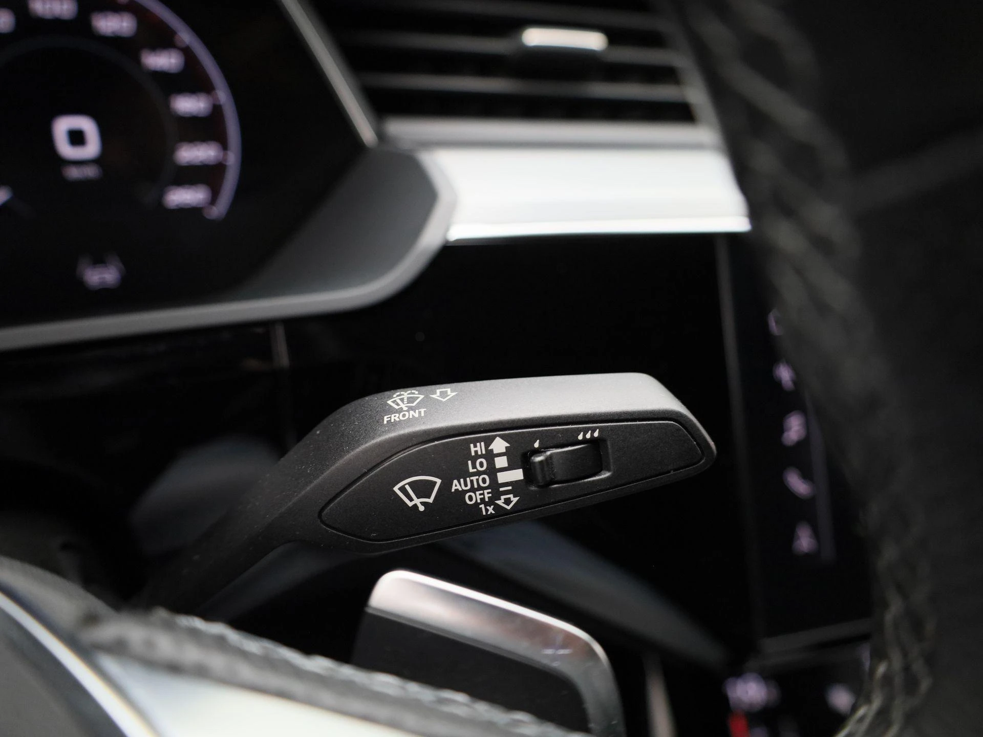 Audi-e-tron-image-20