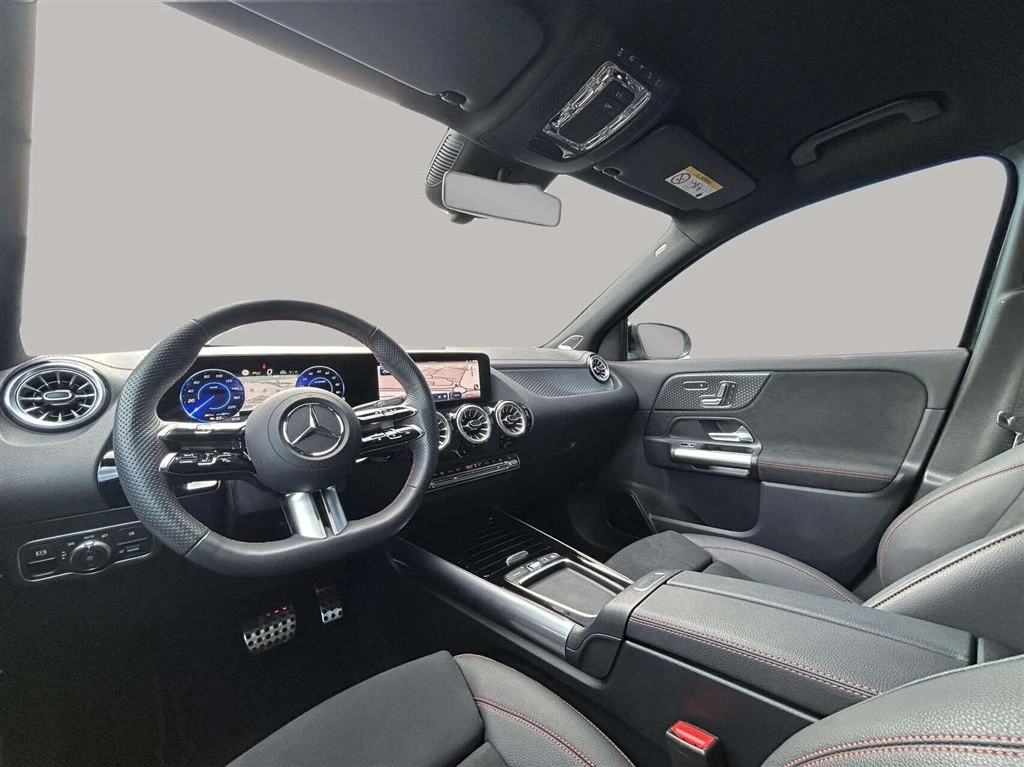 Mercedes-Benz-EQA-image-11
