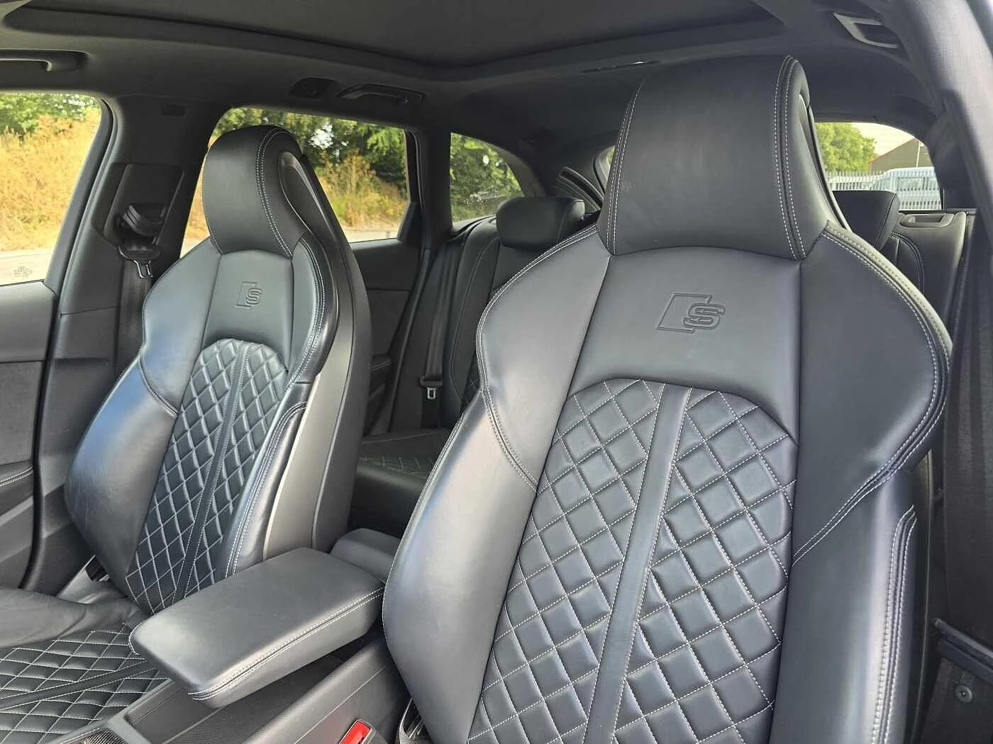 Audi-S4-image-9