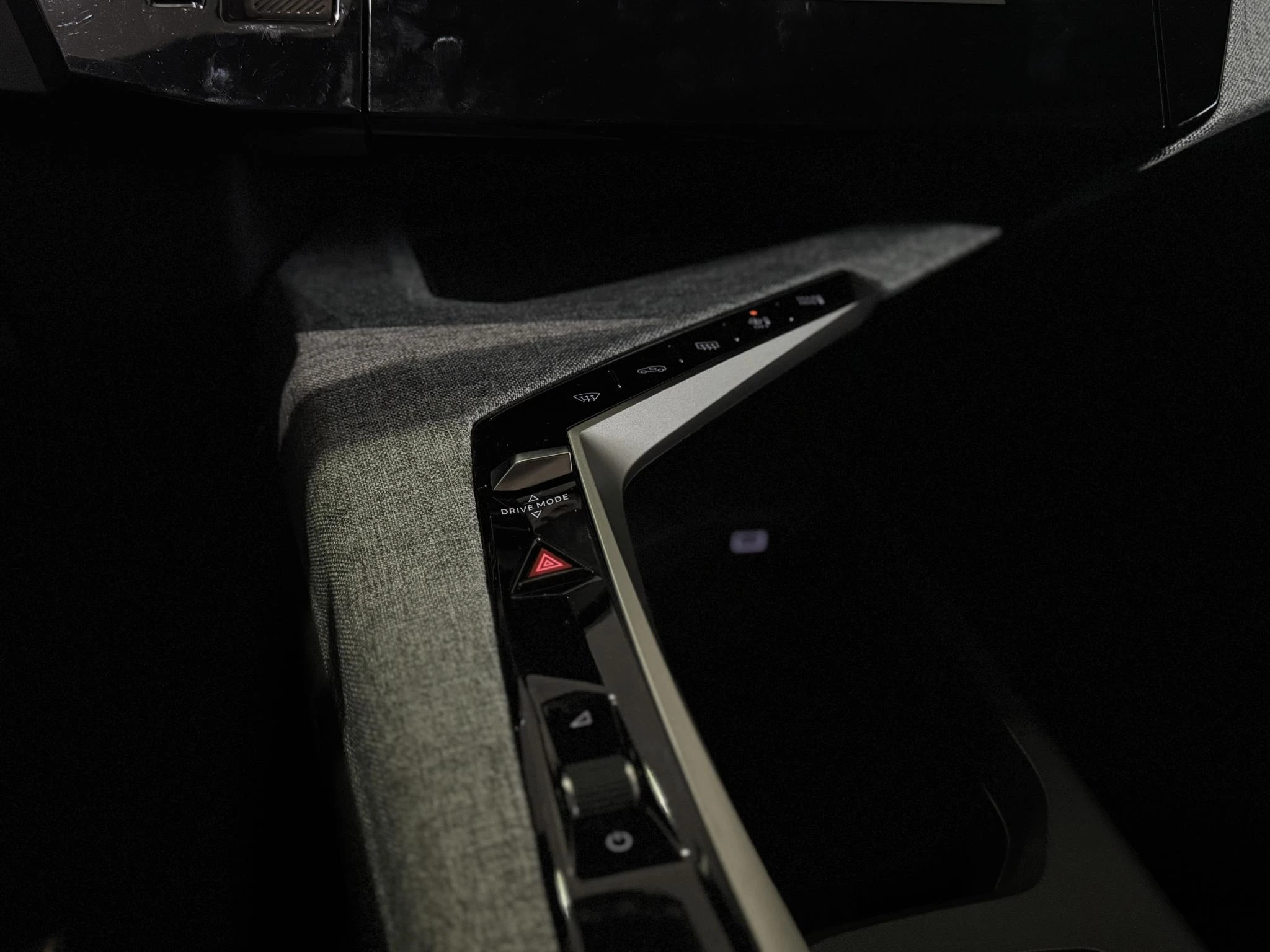 Peugeot-5008-image-23