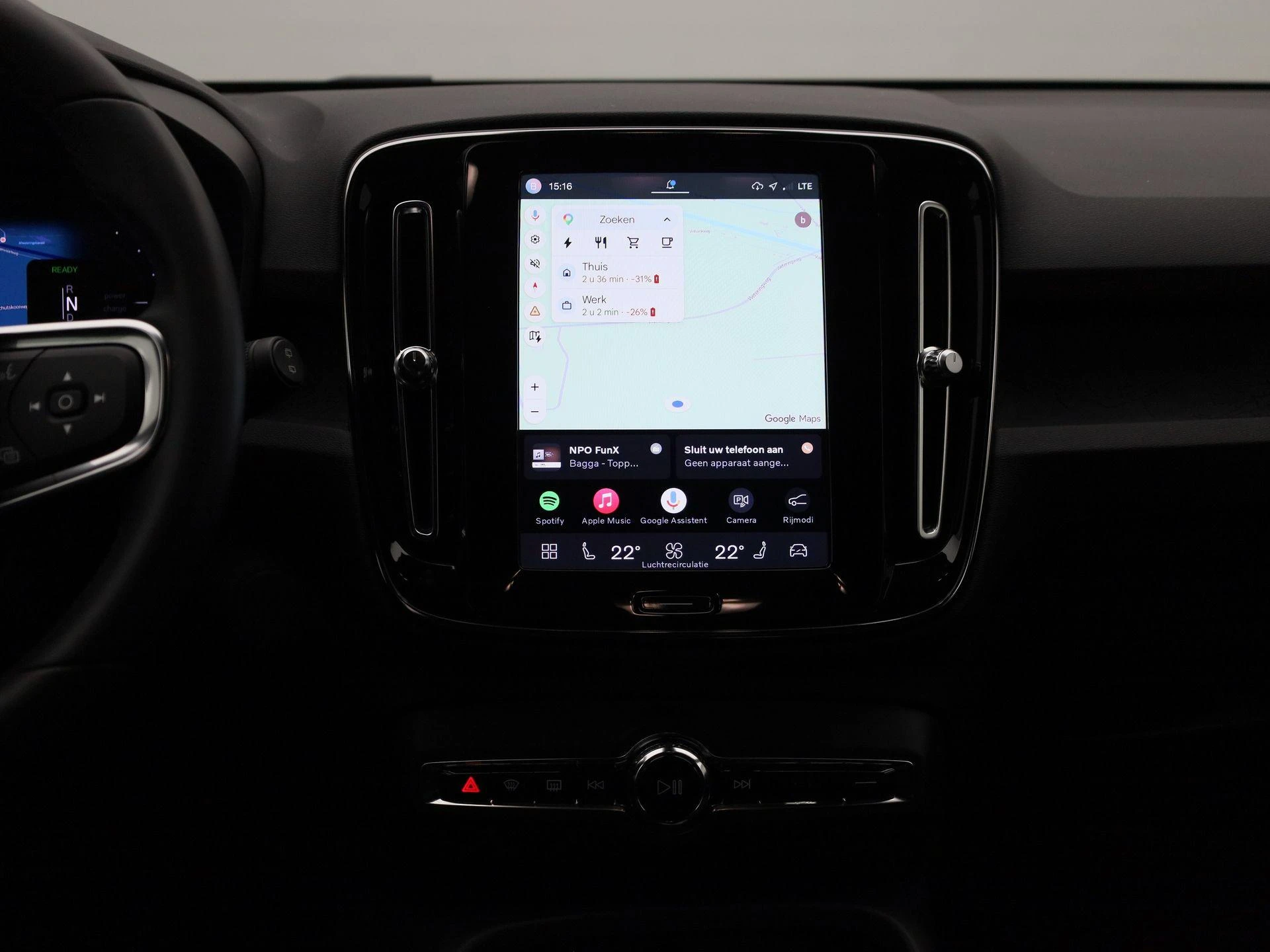 Volvo-XC40-image-8