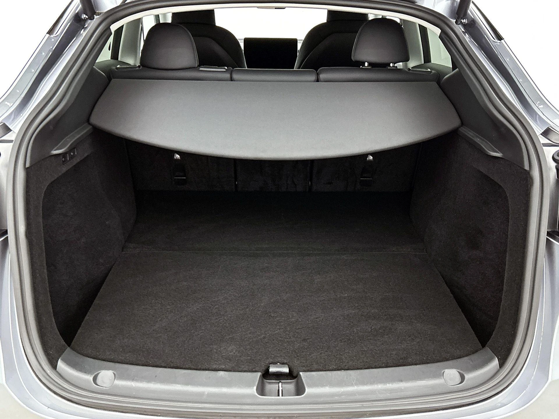 Tesla-Model Y-image-13