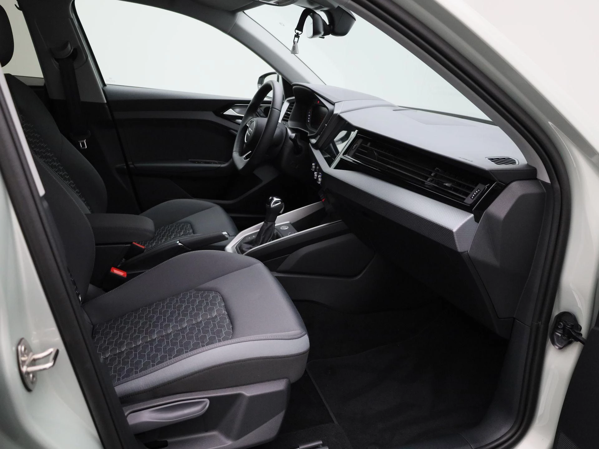 Audi-A1 Sportback-image-28