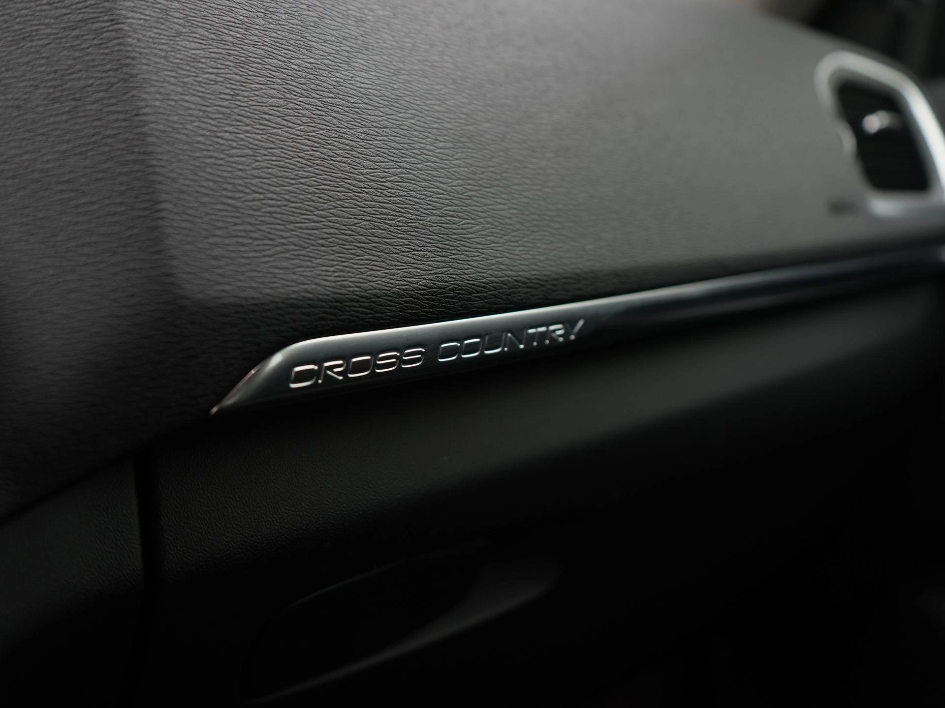 Volvo V40 Cross Country 1.5 T3 Edition+