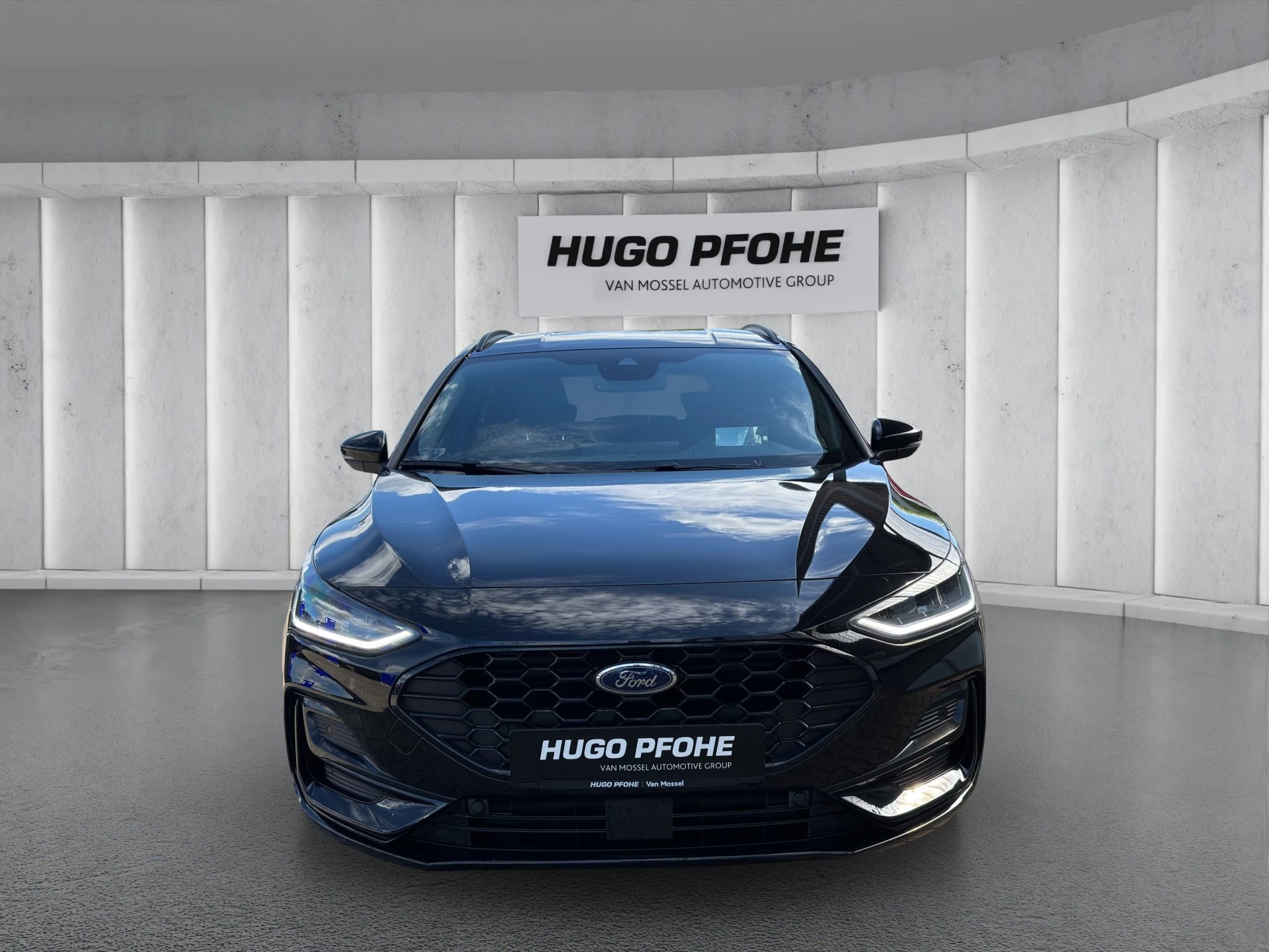 Ford Focus ST-Line X Turnier Aut.*AHK*ACC*HUD*KAM*NAVI*WINTER-PKT.
