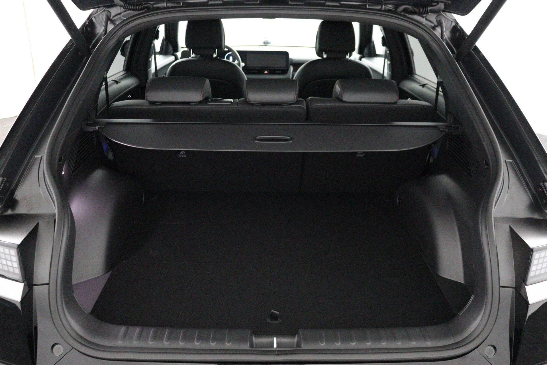 Hyundai-IONIQ 5-image-25