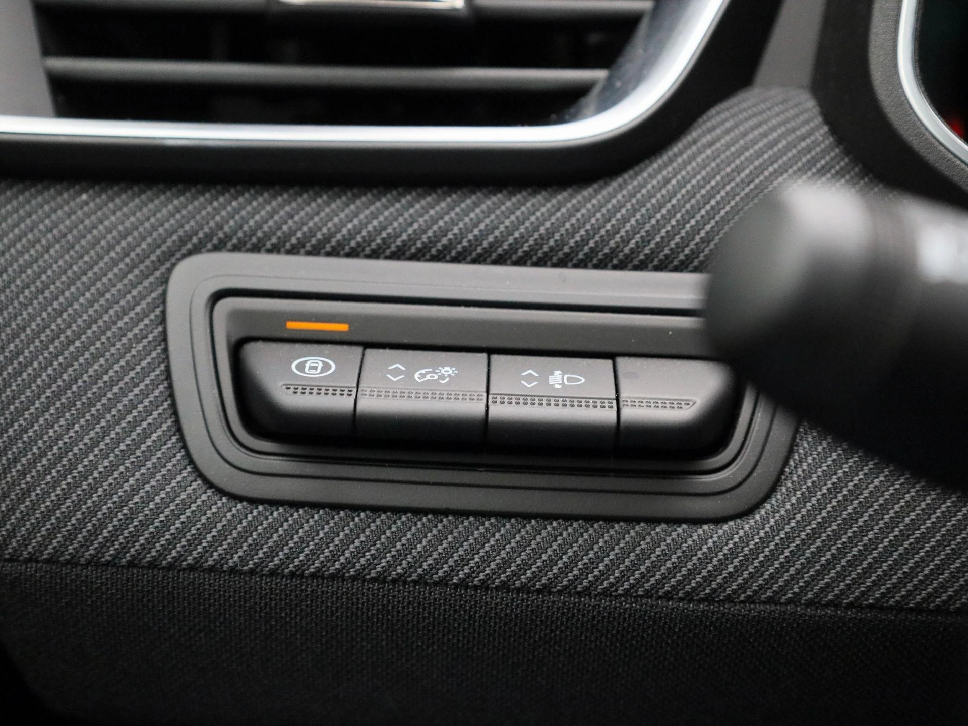Renault-Clio-image-21